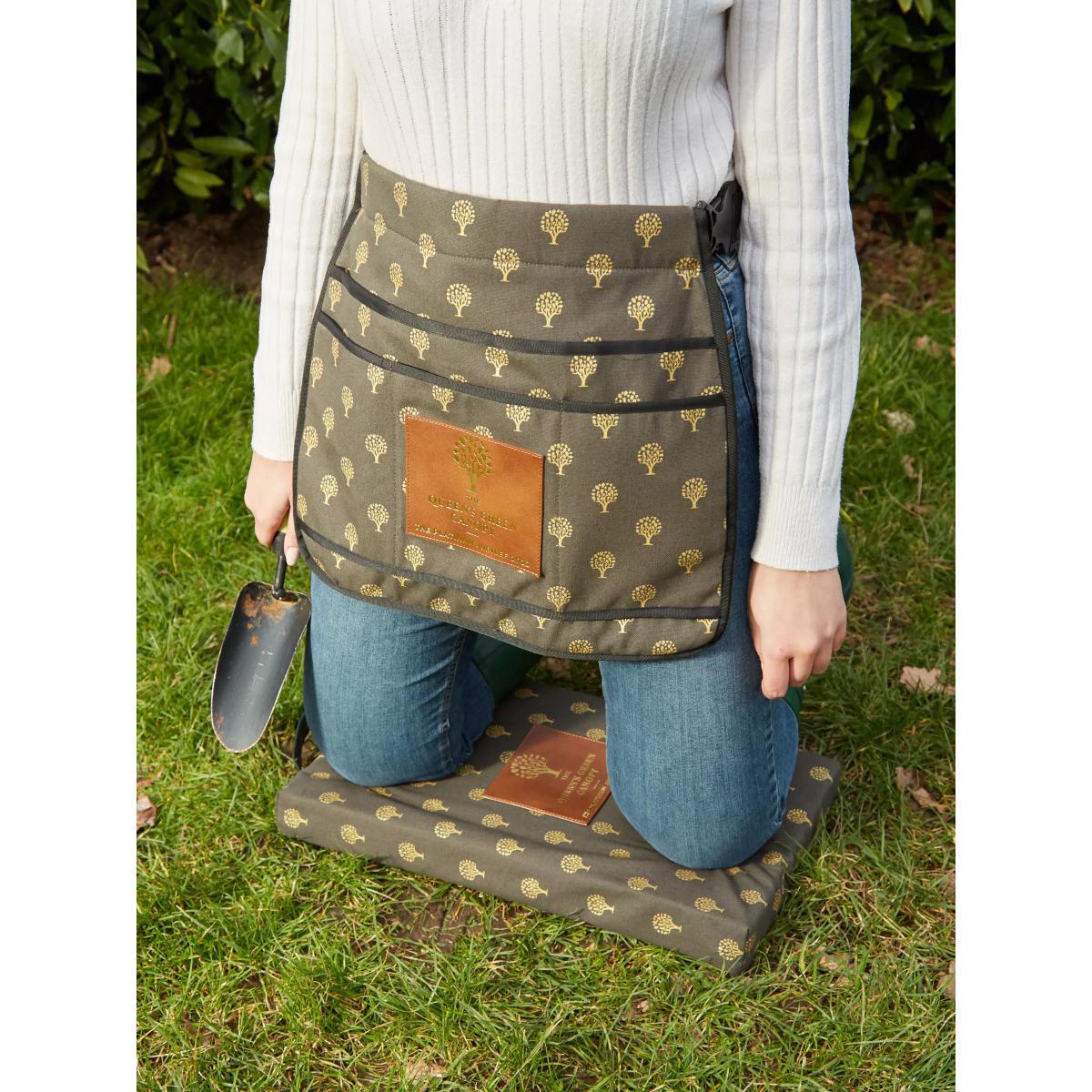BAGS OF ETHICS Queen's Green Canopy Garden Knee Cushion – image 3