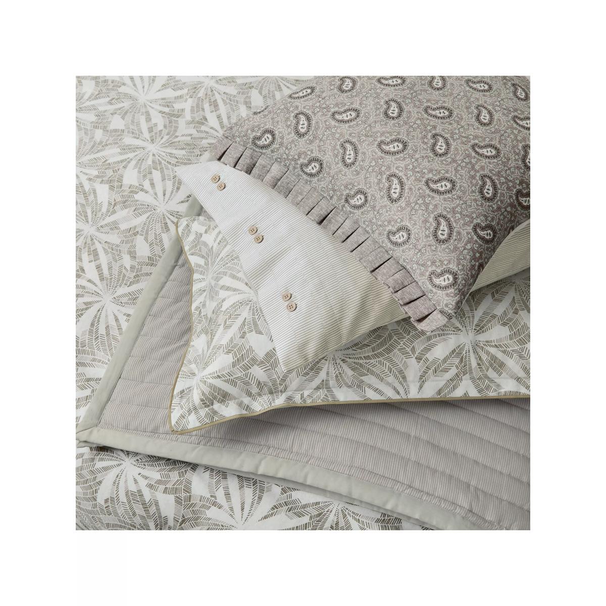 Bedeck of Belfast Cora Cushion, Light Grey – image 3