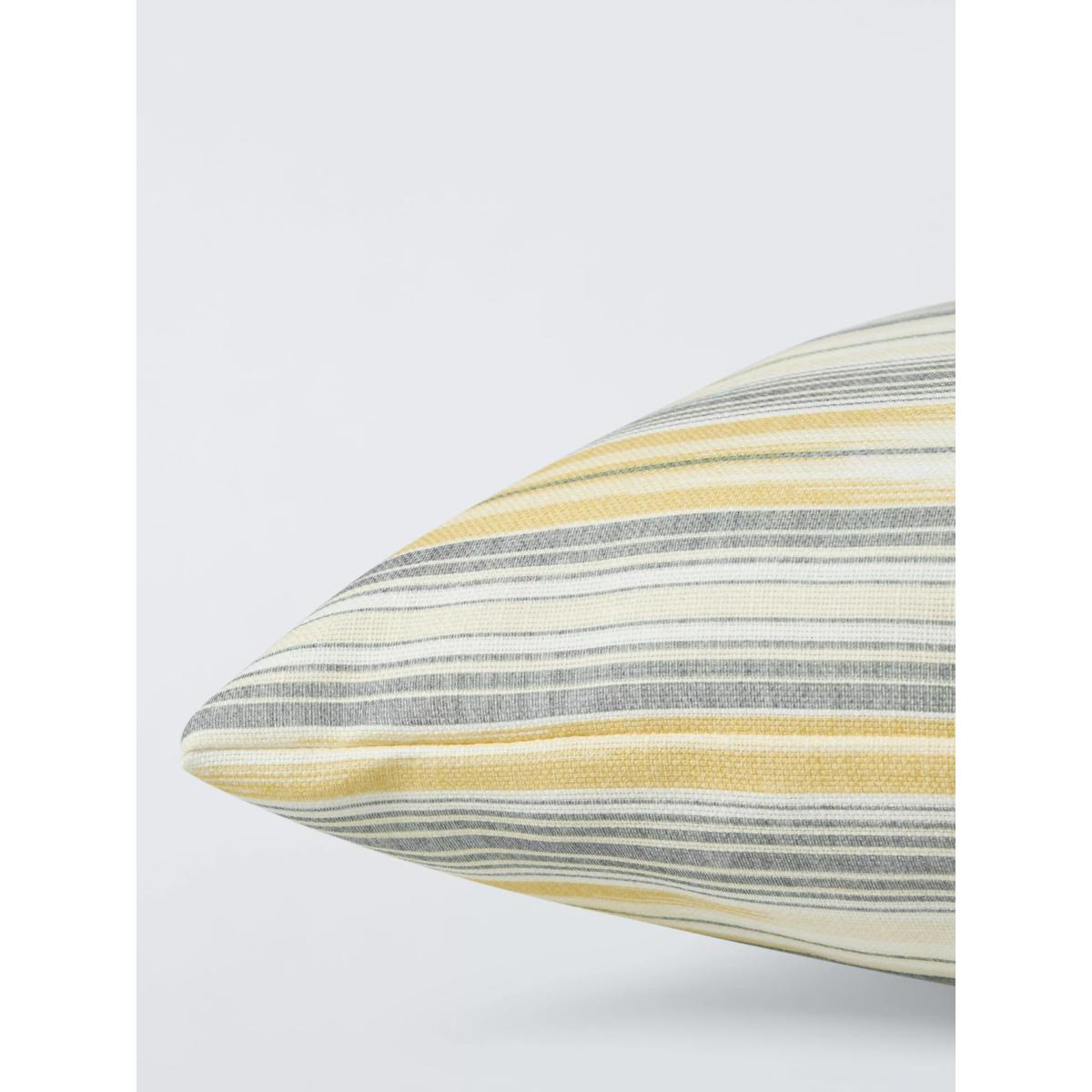 Sanderson Inshi Indoor/Outdoor Cushion, Hibiscus – image 3