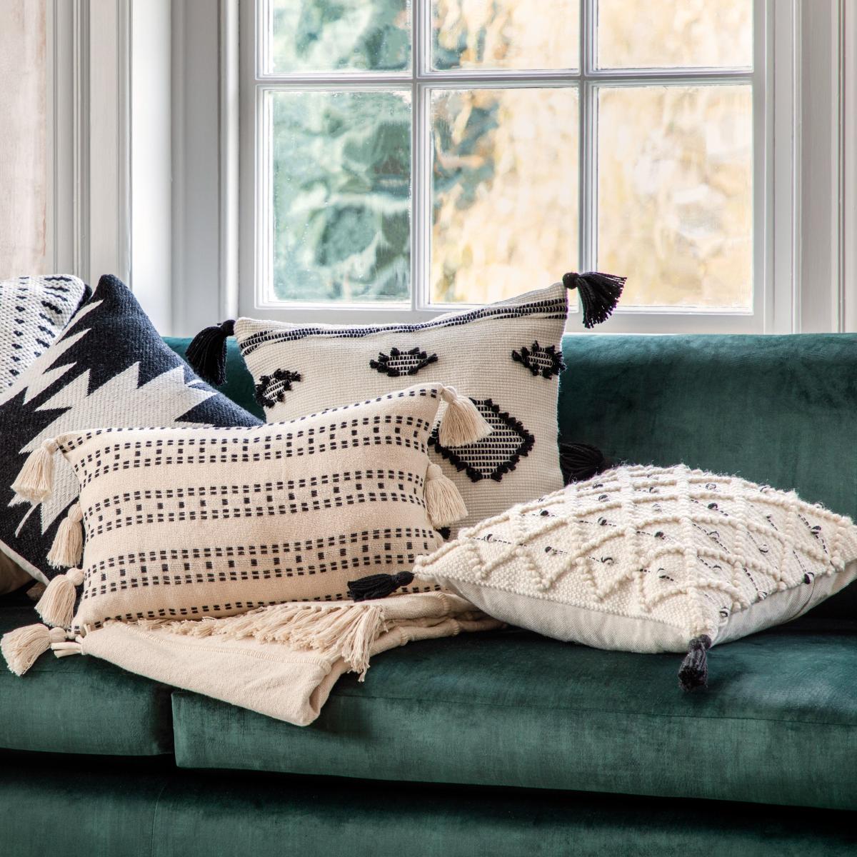 Tilyar Cushion – image 3