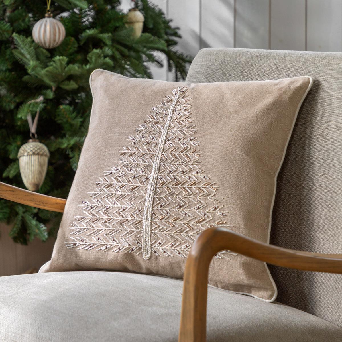 Pearly White Single Tree Cushion – image 1