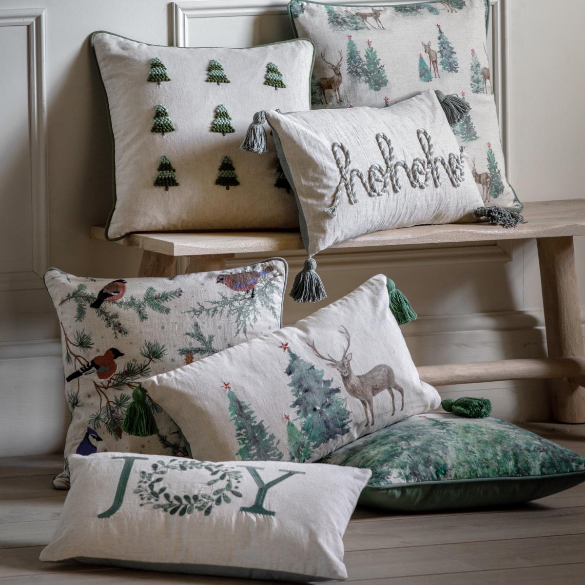 Knot Tree Cushion – image 2