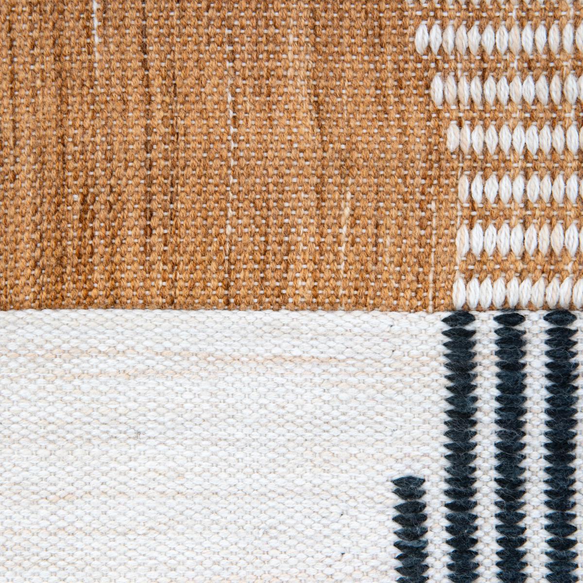 Vancouver Cushion – image 3