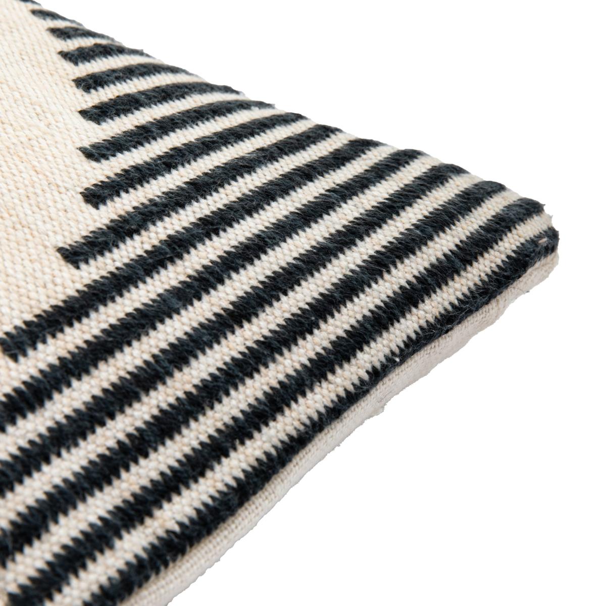 Vancouver Cushion – image 4