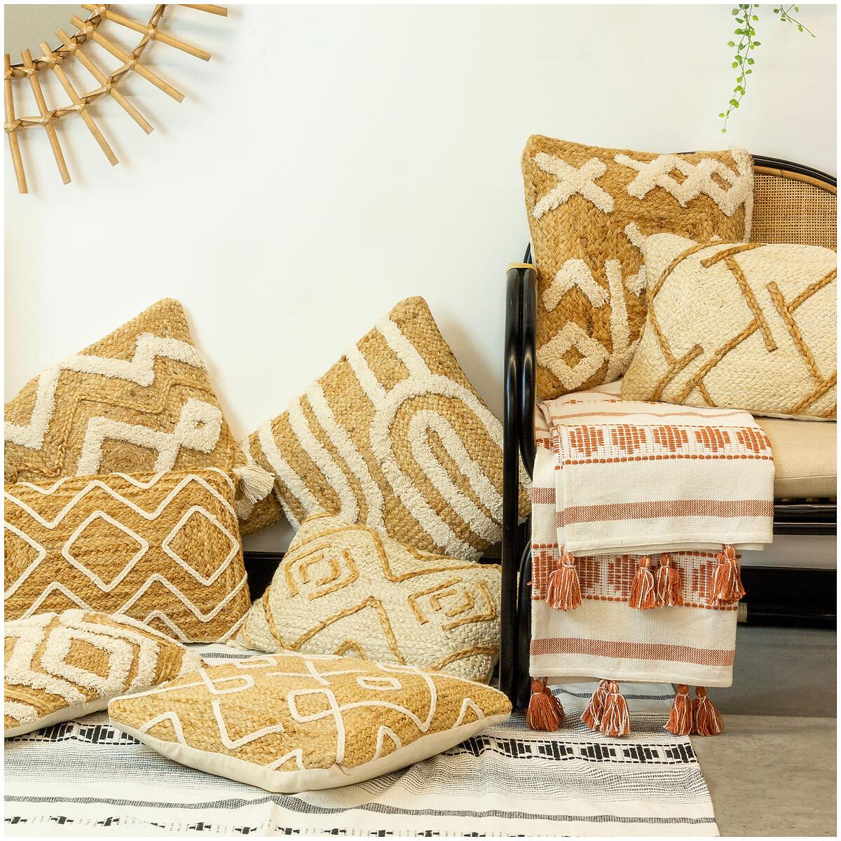 Unio Tufted Jute Cotton Filled Cushion 45x45cm – image 5