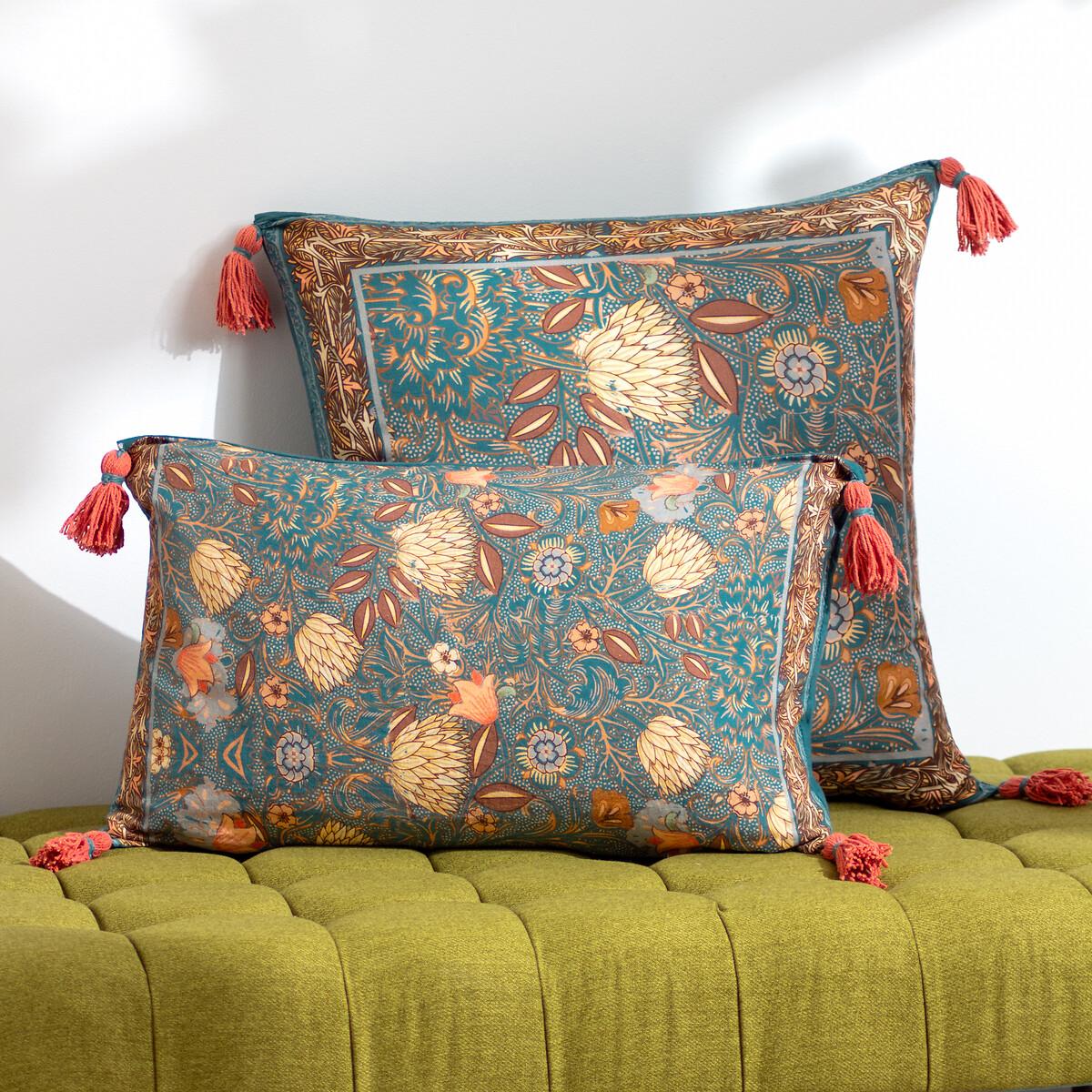 Bolais Rectangular Tasselled Cushion – image 5
