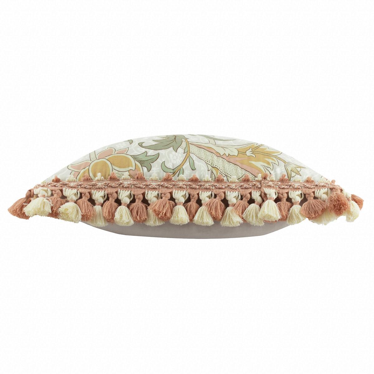 Cray Tasselled Velvet Cushion – image 4