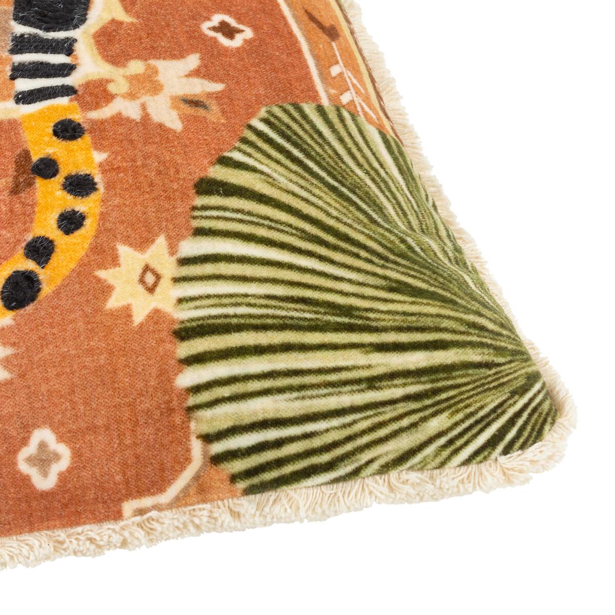 Kilim Cheetah Velvet Filled Cushion – image 4