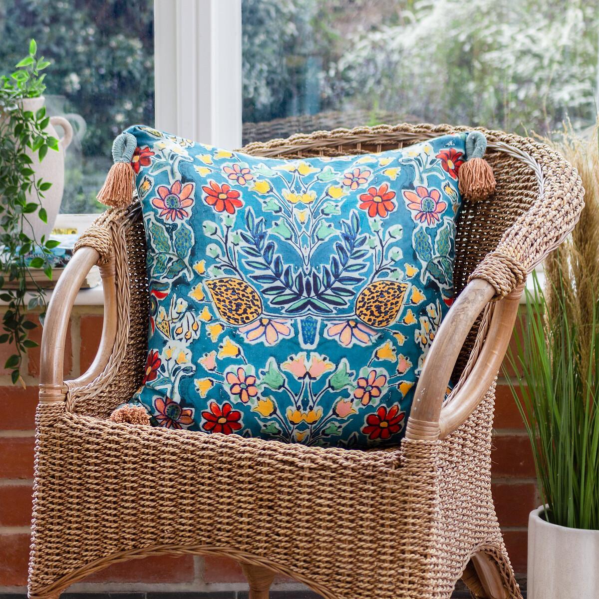 Adeline Floral Tasselled Cushion – image 2