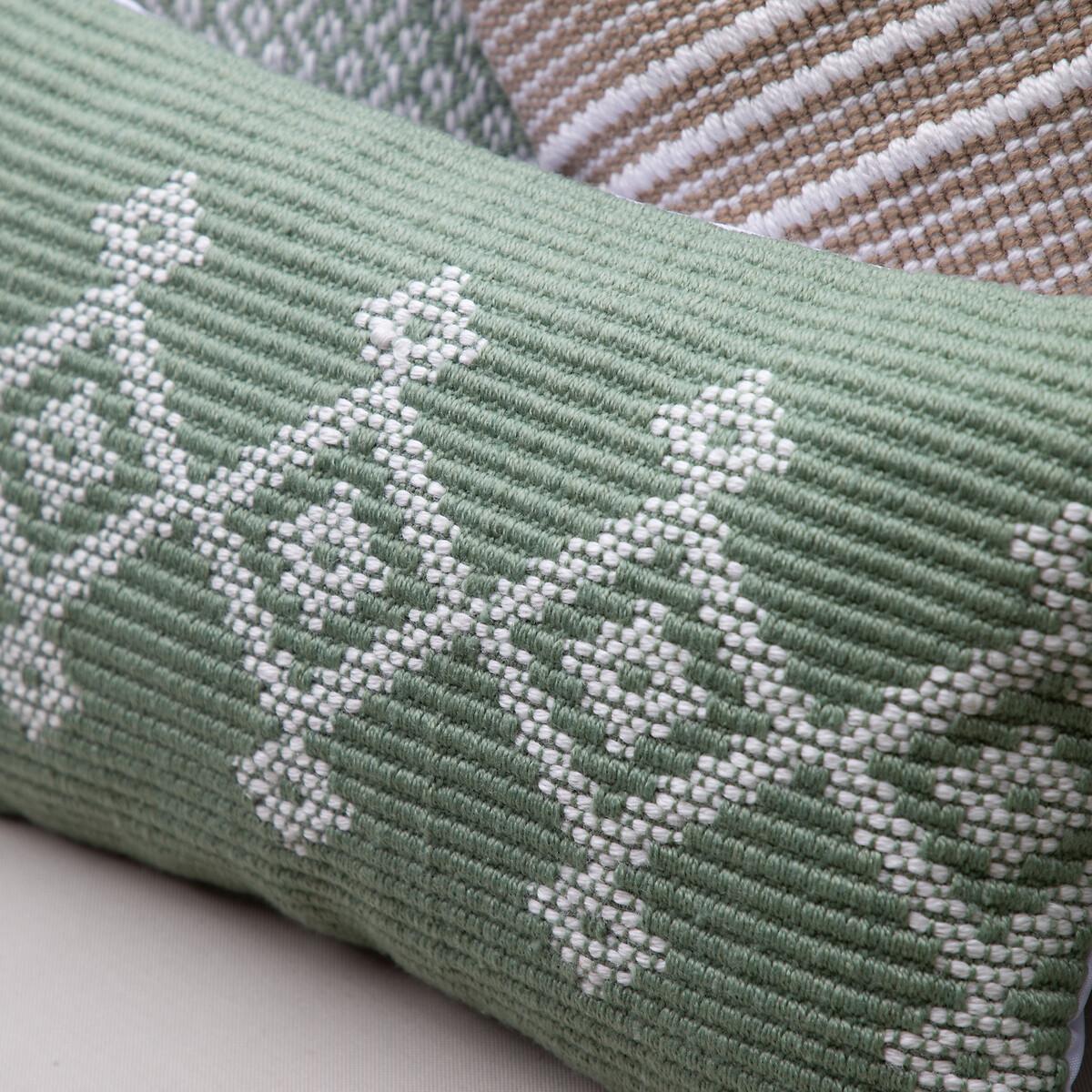 Indoor/Outdoor Geometric Pattern Filled Cushion – image 3