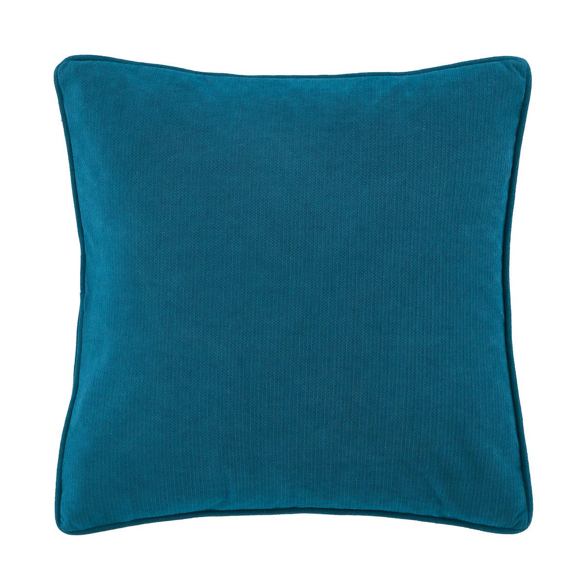 Wilson Velvet Filled Cushion – image 4