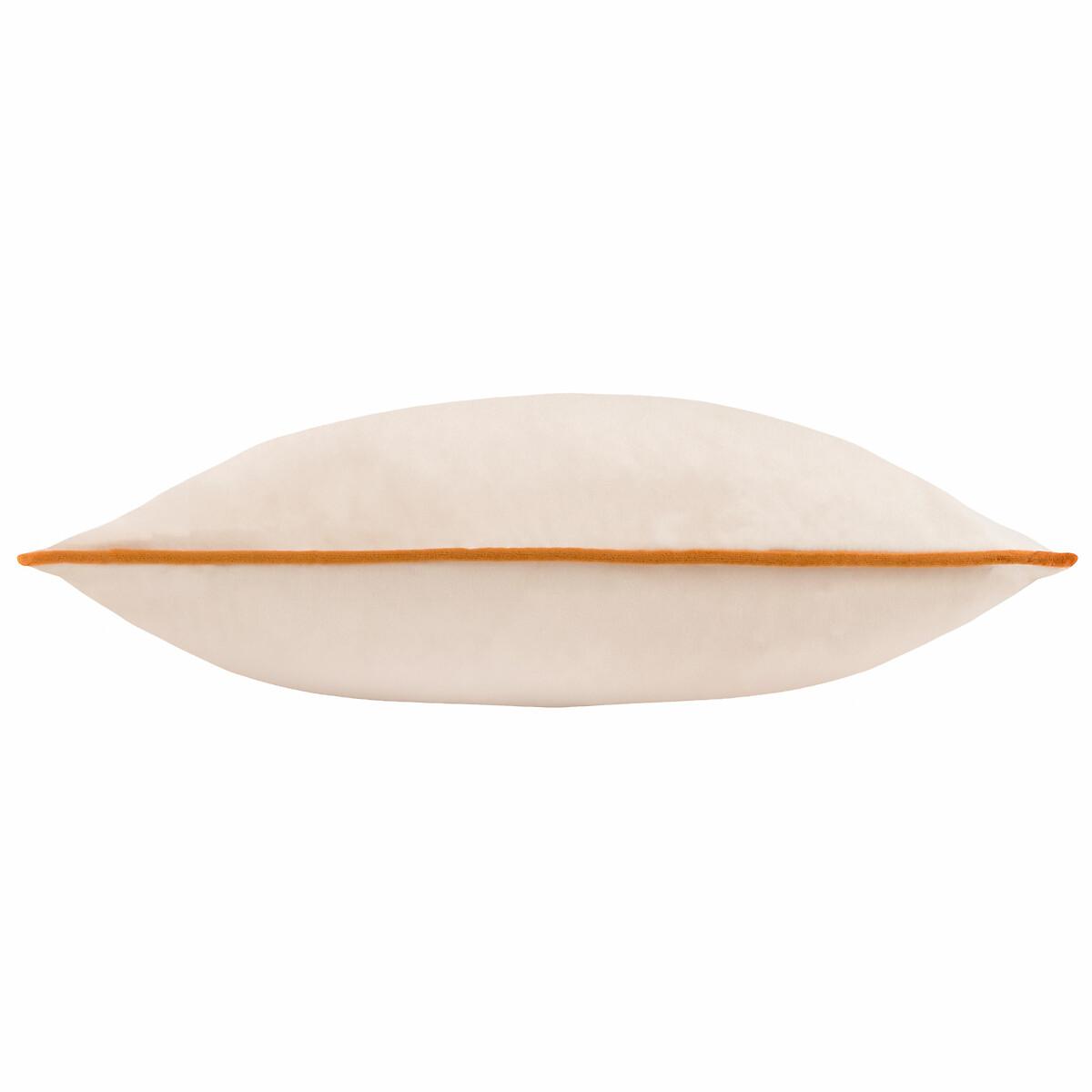 Meridian Velvet Cushion – image 3