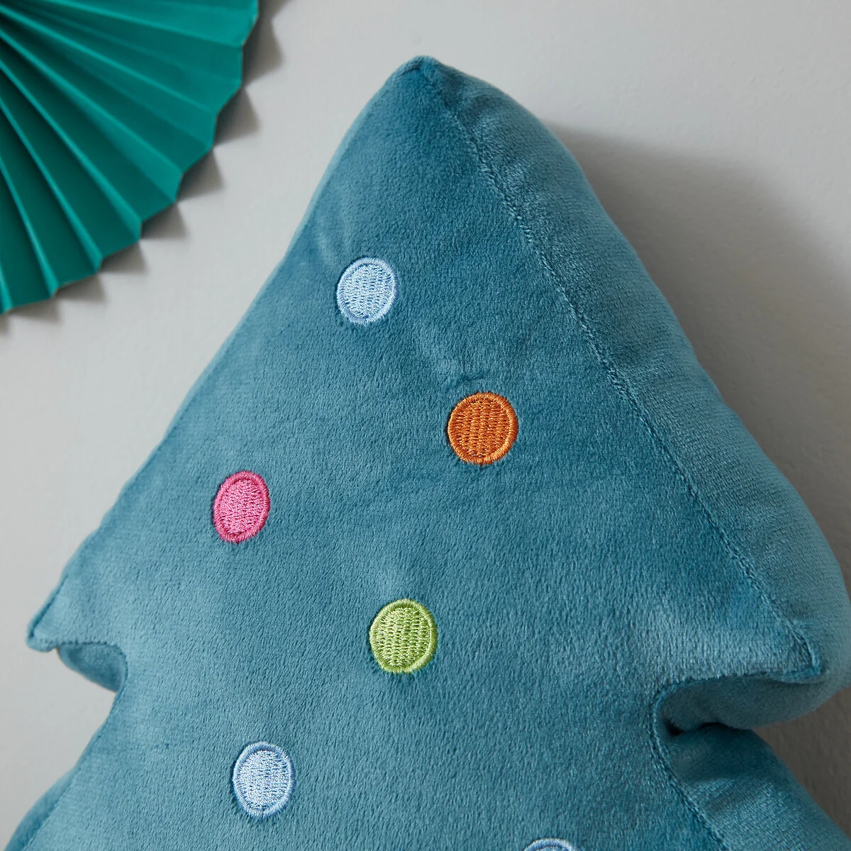 Christmas Tree 3D Cushion – image 4