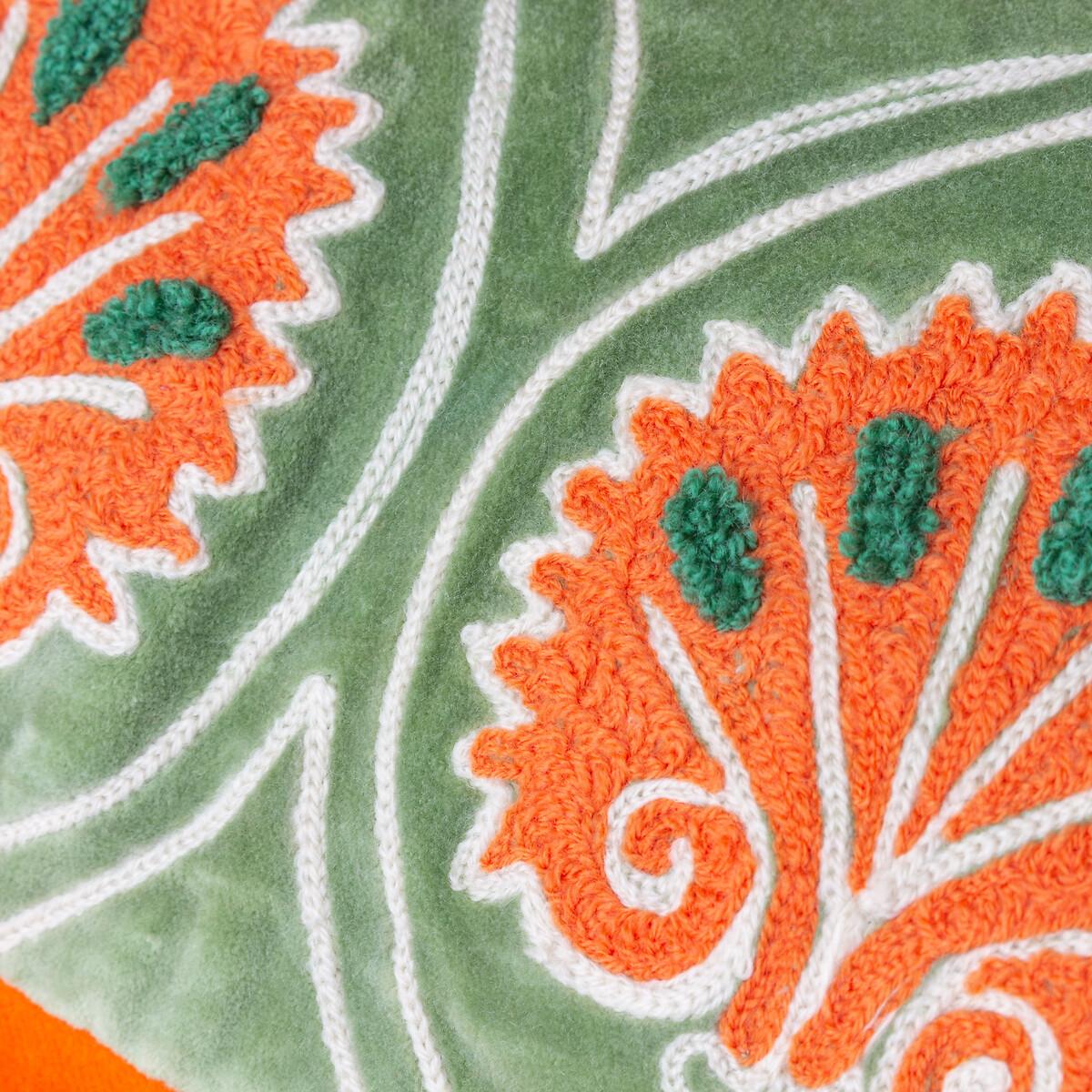 Casa Embroidered  Cushion – image 5