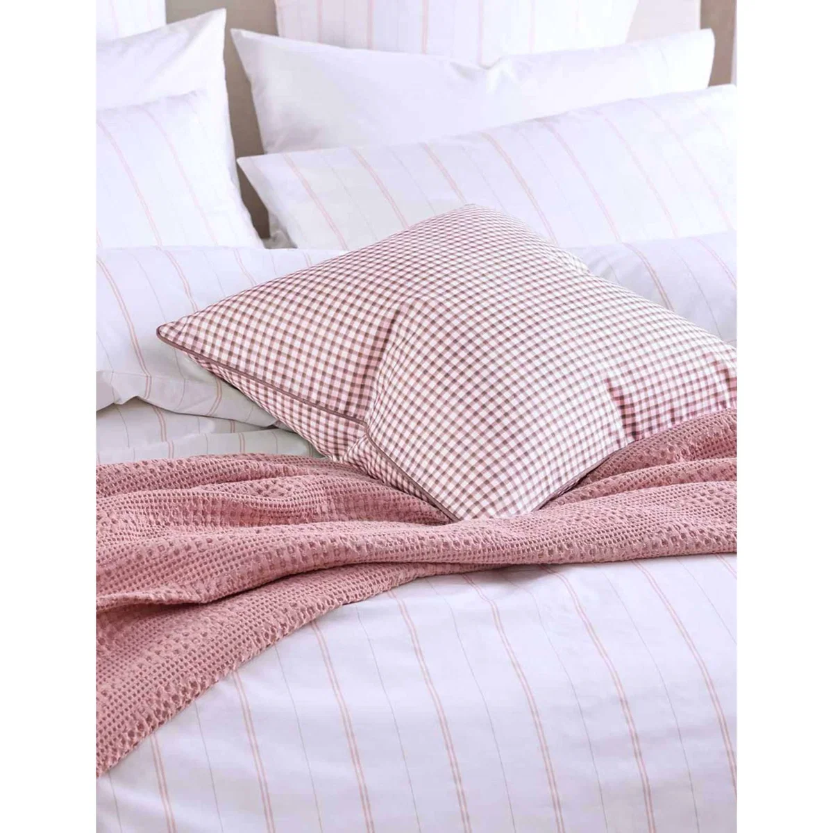 MM Linen Linen Mix Gingham Cushion Green Mix – image 4