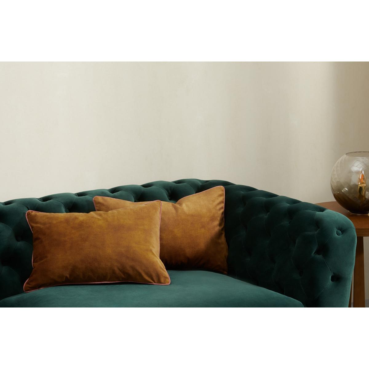 Castele Set of 2 Luxury Cushions, 35 x 50cm, Gold with Blush Pink Piping – image 3