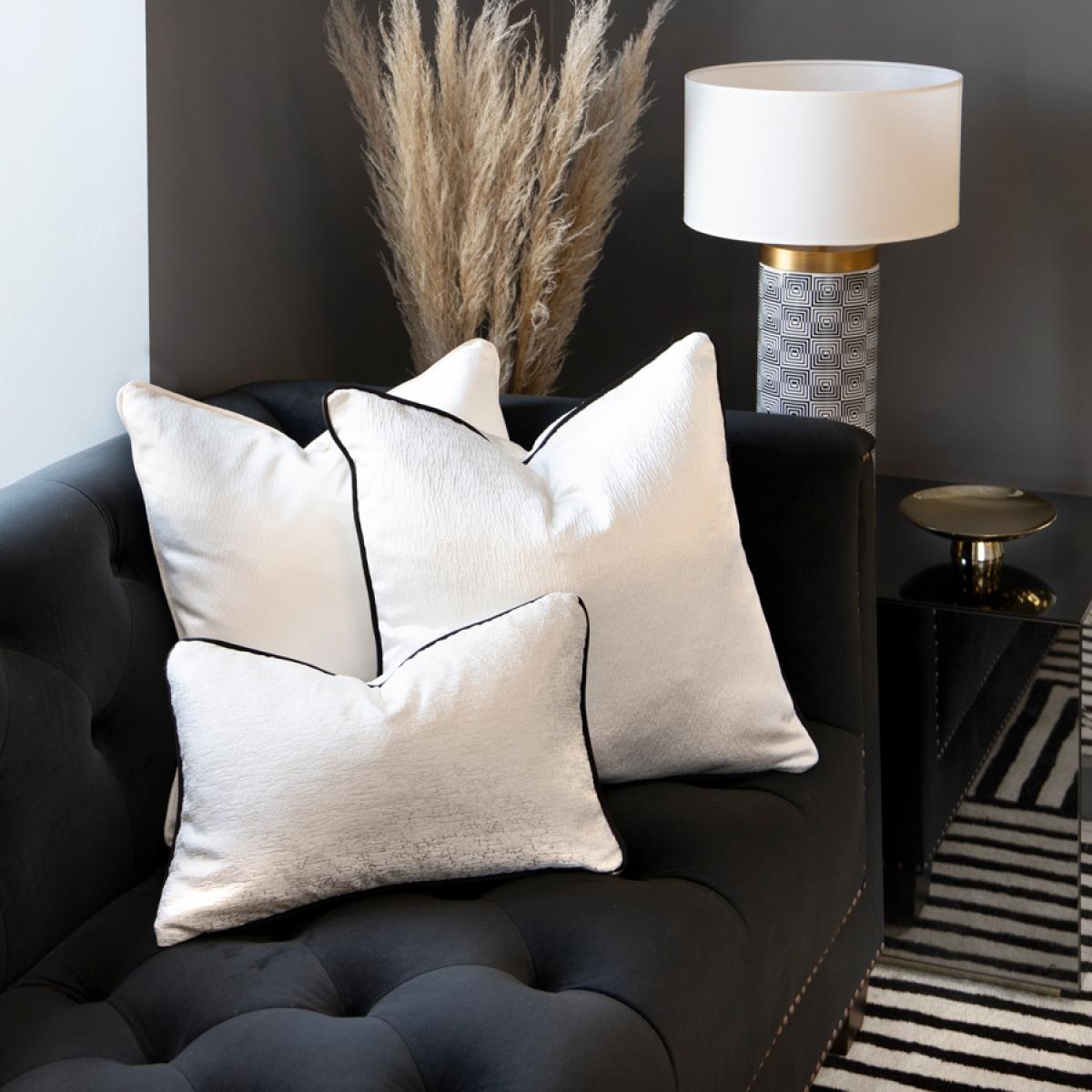 Pearl Dune Square Cushion – image 2
