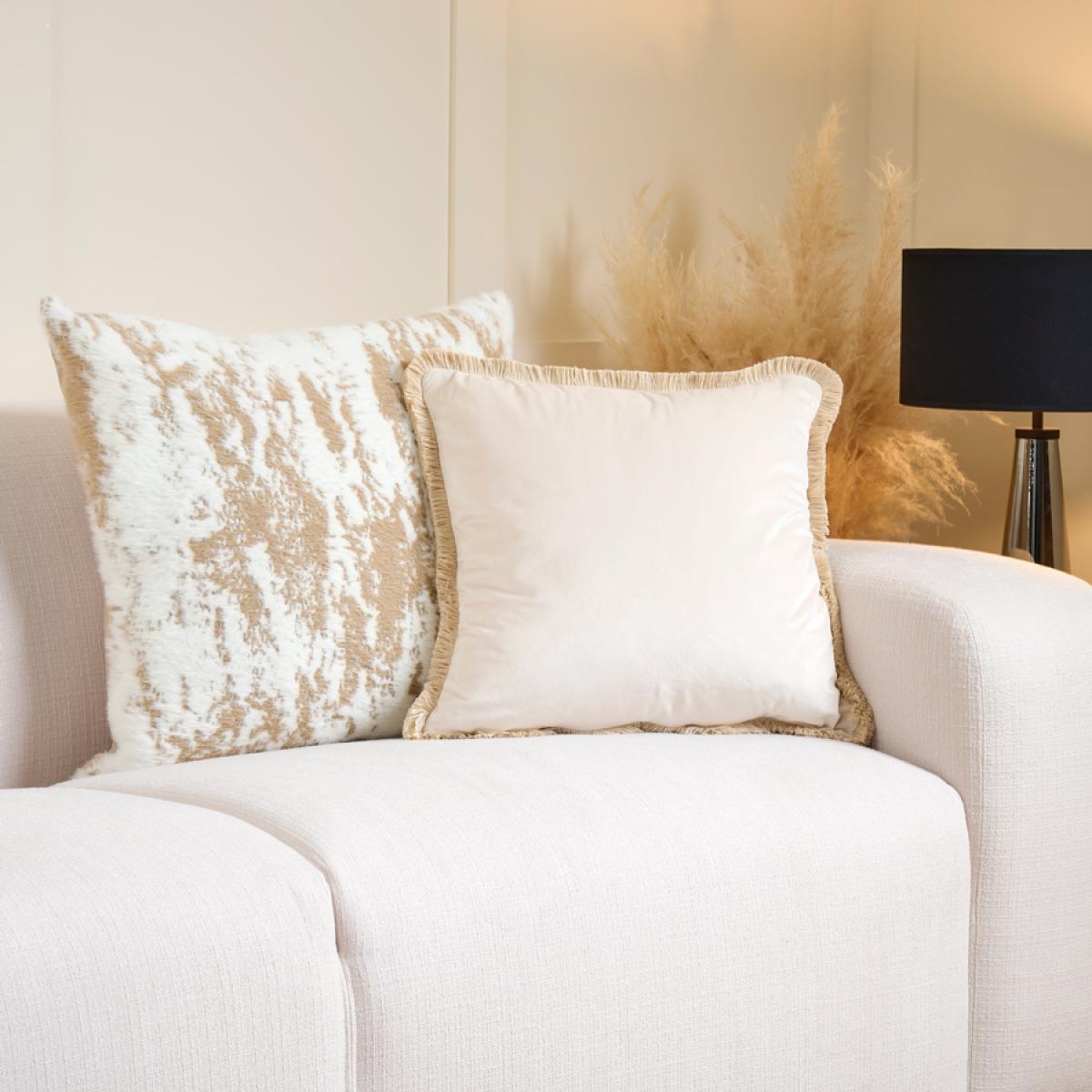 Plush Fleece Large Square Cushion – image 3