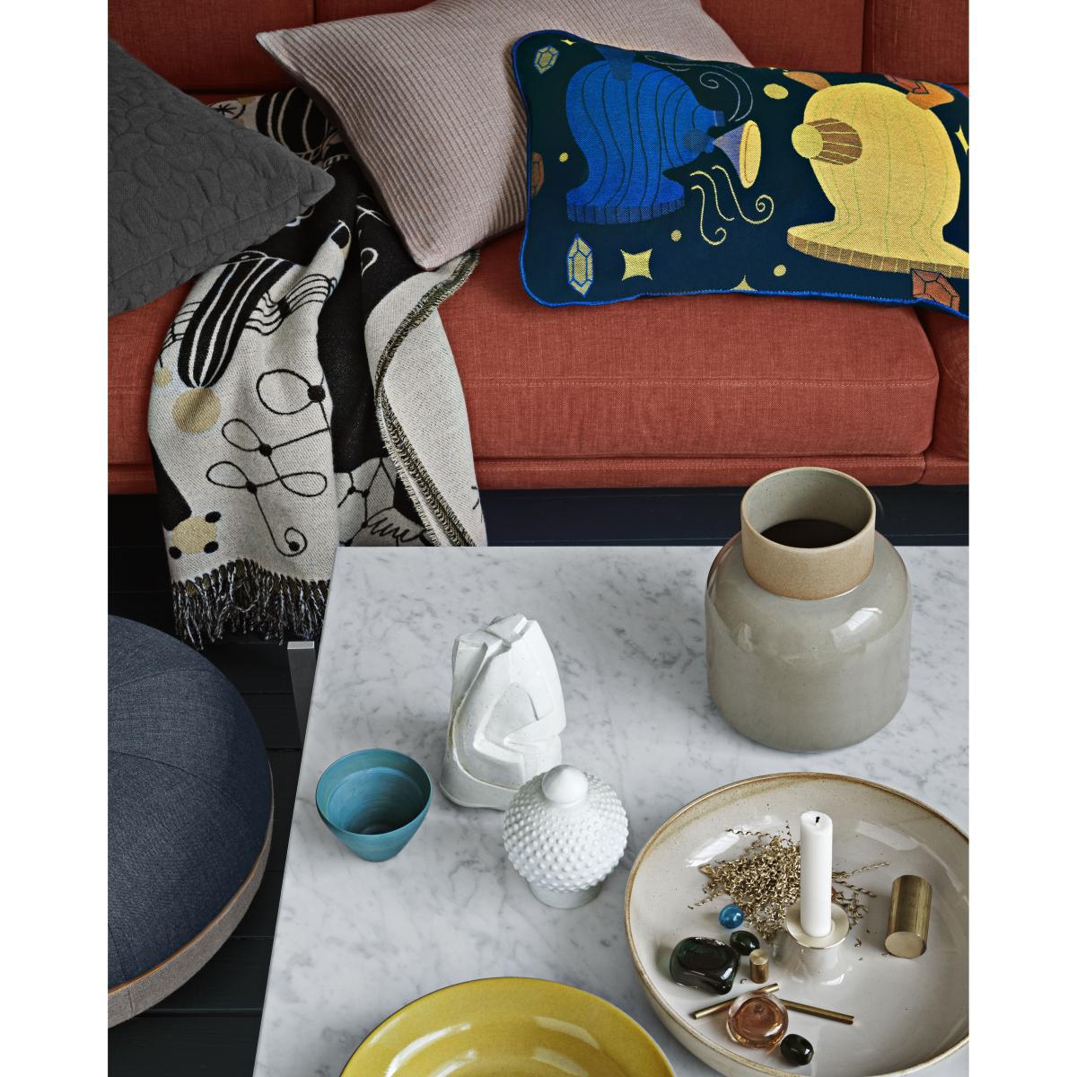 Jaime Hayón Cushion - / 37 x 58 cm by Fritz Hansen Blue/Multicoloured – image 5