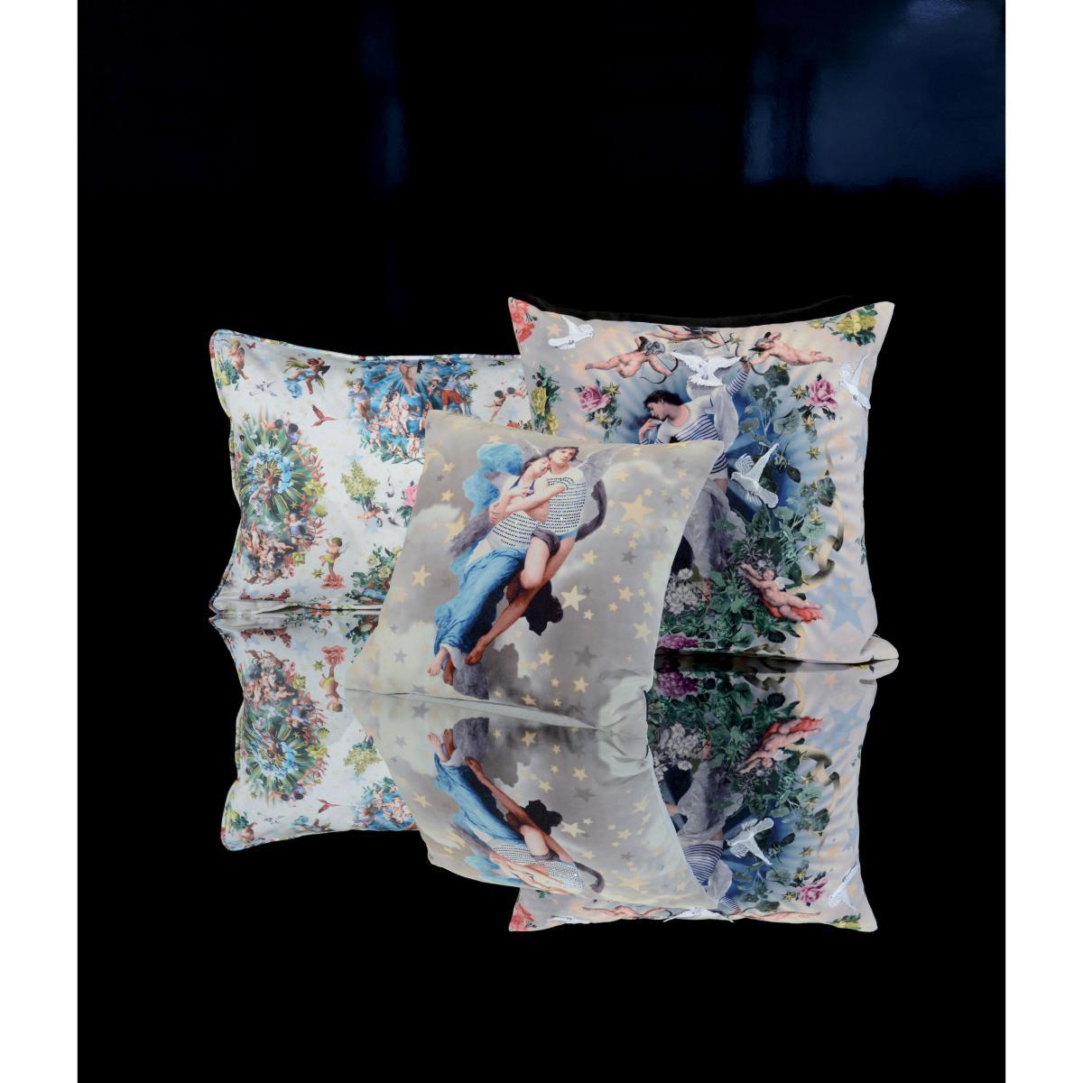 Volage Cushion - The Catwalk by Jean-Paul Gaultier - 50 x 50 cm by Lelièvre Paris Multicoloured – image 3