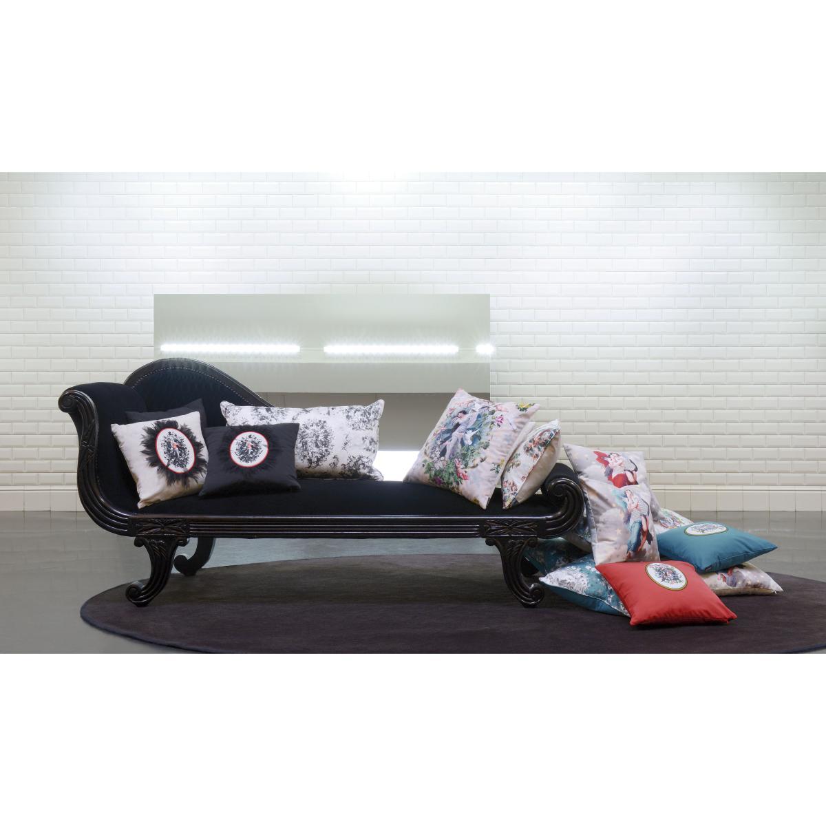Volage Cushion - The Catwalk by Jean-Paul Gaultier - 50 x 50 cm by Lelièvre Paris Multicoloured – image 4