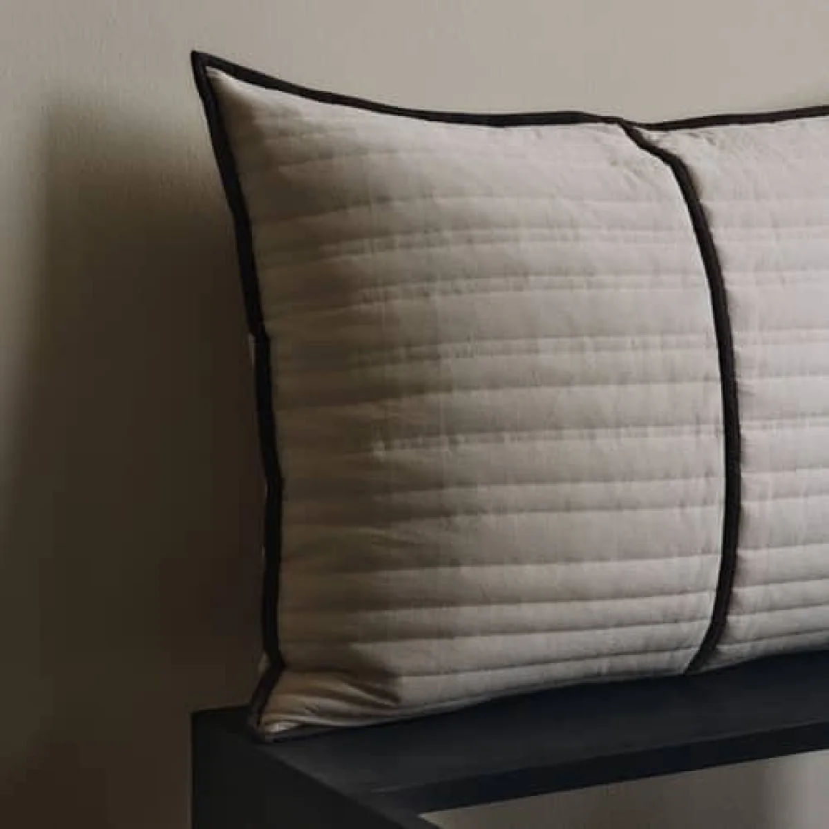 Vari Cushion textile white / 60 x 80 cm - Quilted - Ferm Living – image 5