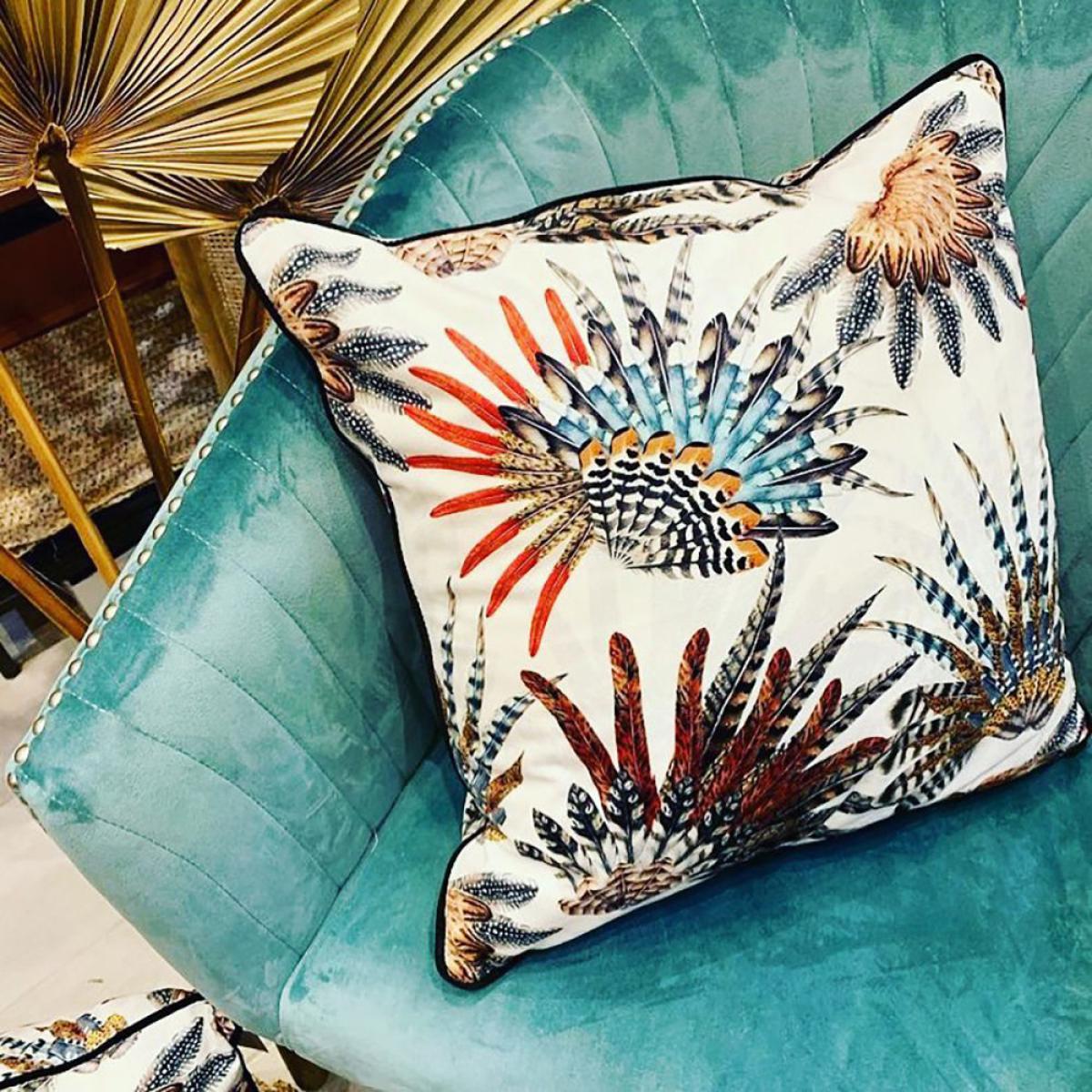 Venezuela Cushion - / 45 x 45 cm - Velvet by PÔDEVACHE Multicoloured – image 2