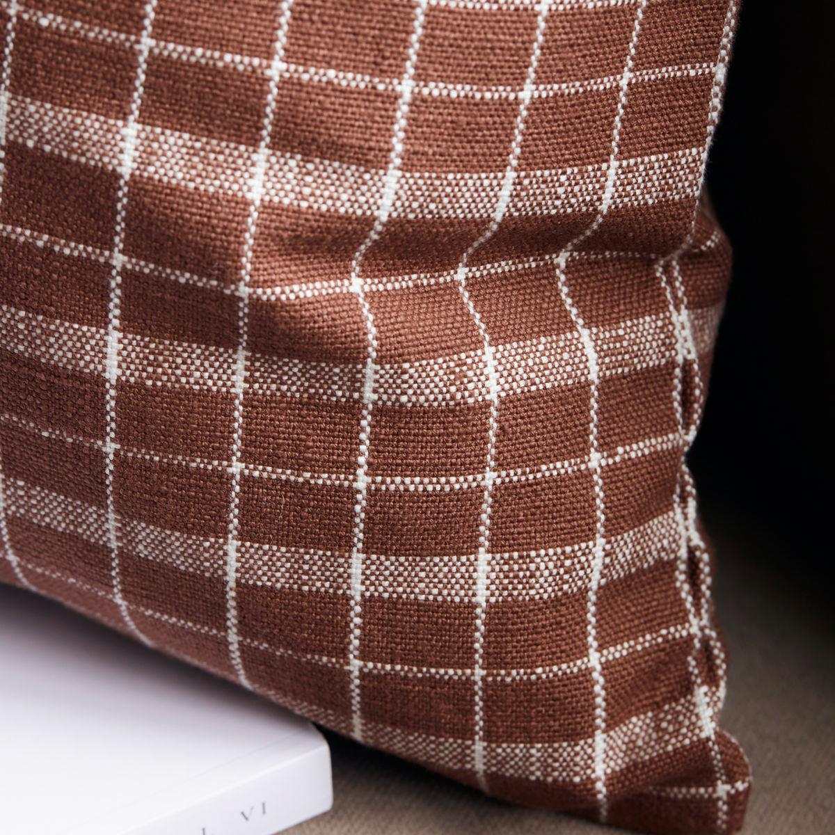 Thame pillowcase checked 50x50 cm Brown – image 3