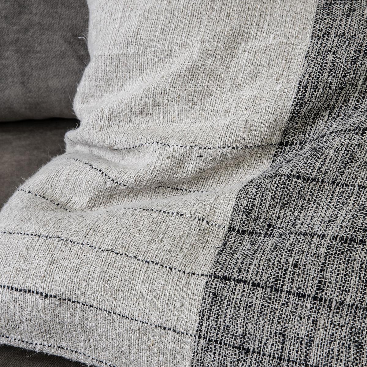 Dived cushion cover 50x50 cm Black-off white – image 2