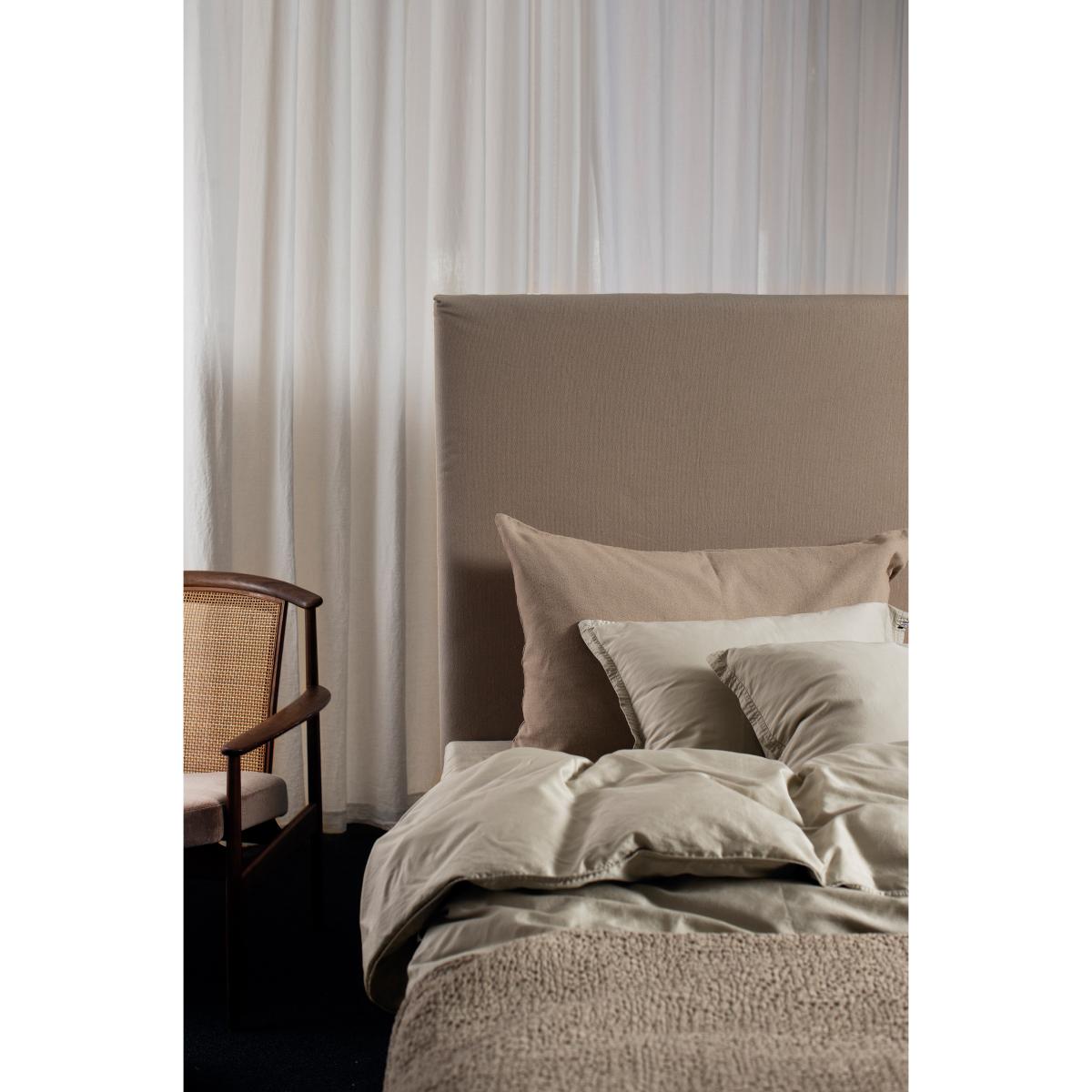 Weekday cushion 60x90 cm Mind (beige) – image 2
