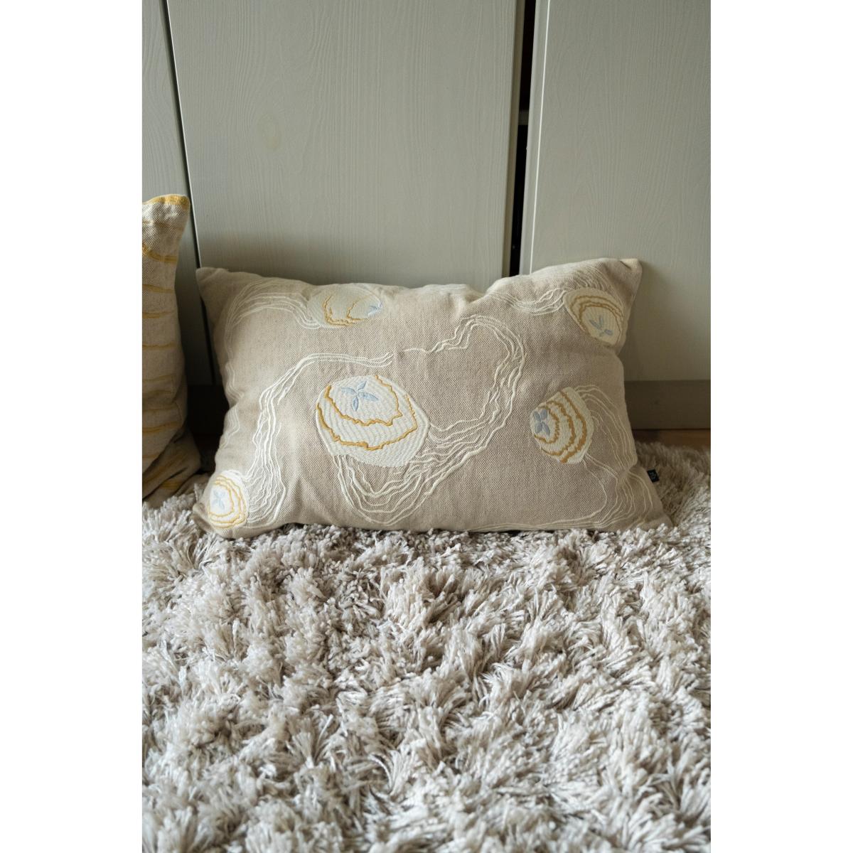 Manet pillowcase 38x58 cm Natural – image 2