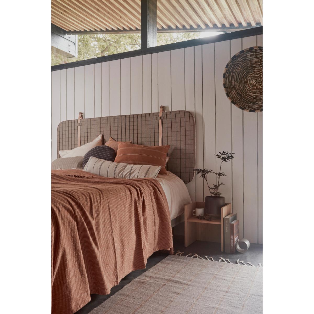 Kyoto cushion 40x60 cm Dark Caramel – image 2