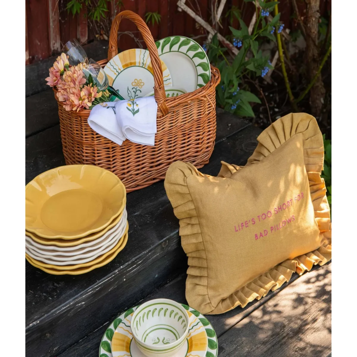 Pick a Poppy Quote cushion Harvest yellow 30x40 cm – image 2