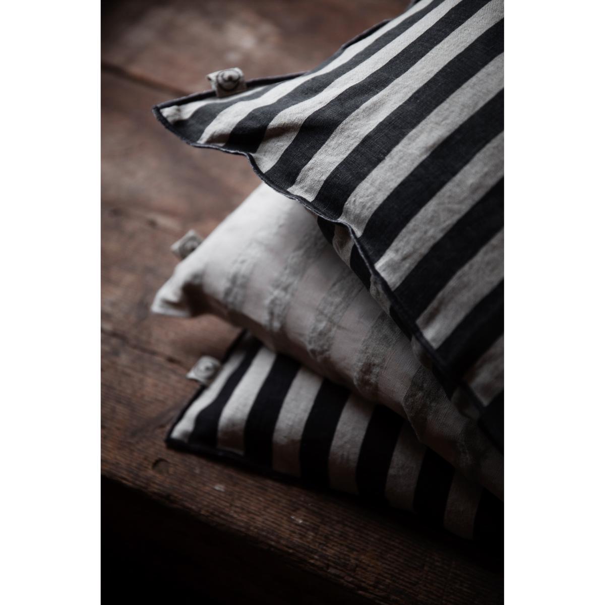 Ernst pillowcase striped 40x60 cm Brown-beige – image 2