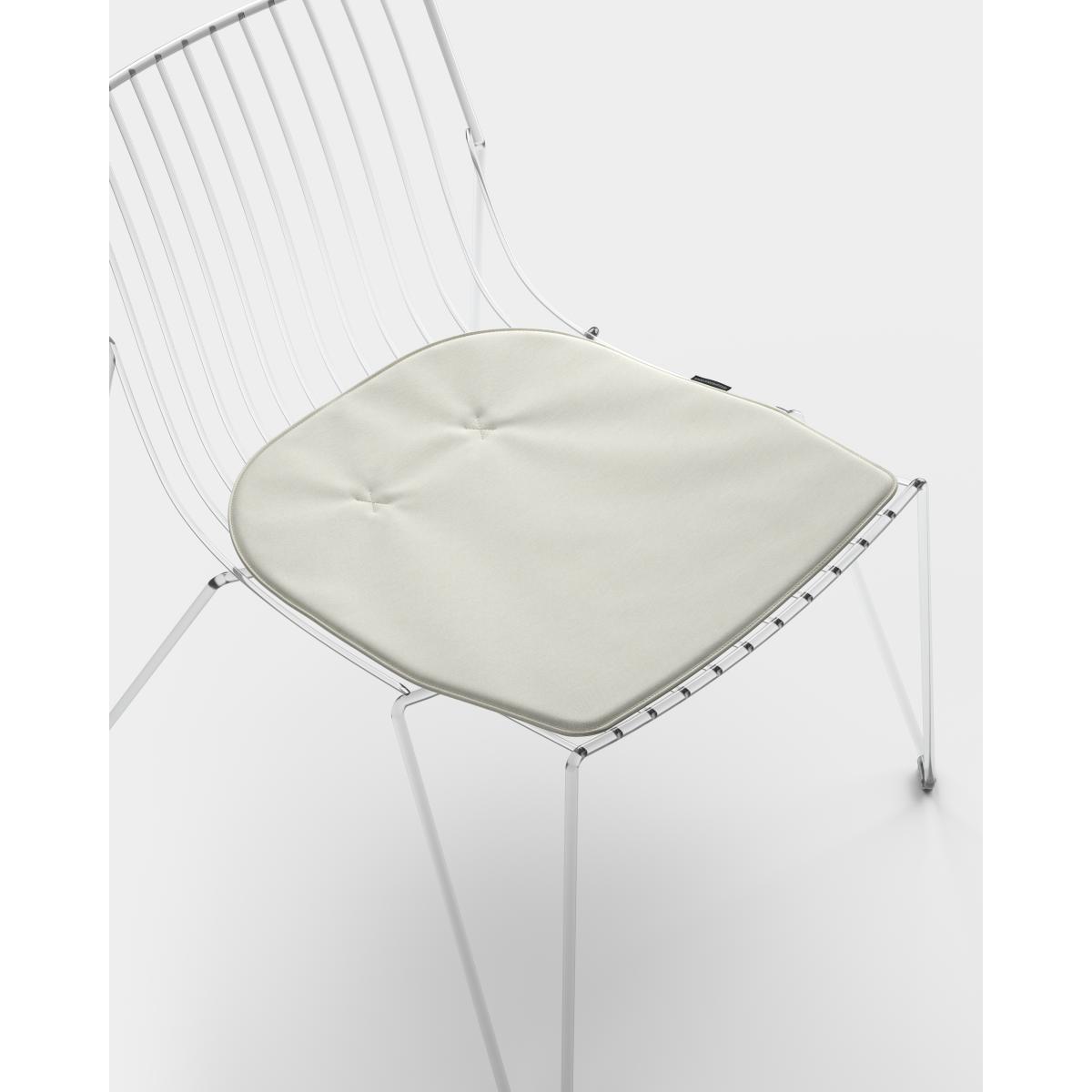 Massproductions Dyna to Tio easy chair lounge chair Natural – image 2