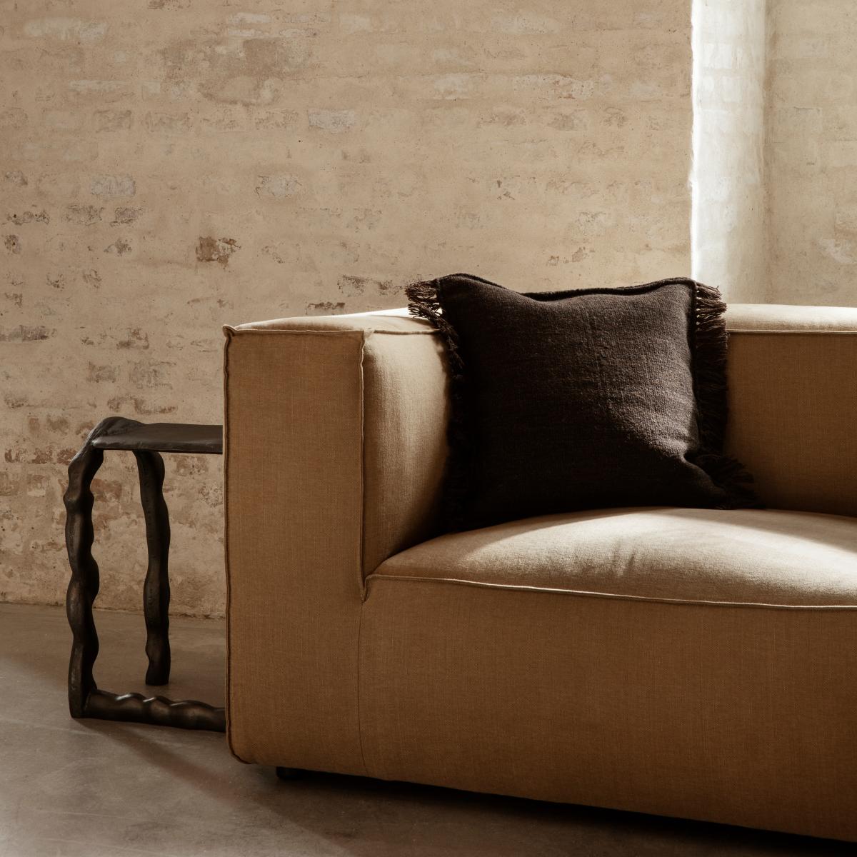 Kelim cushion with fringe S dark melange – image 2