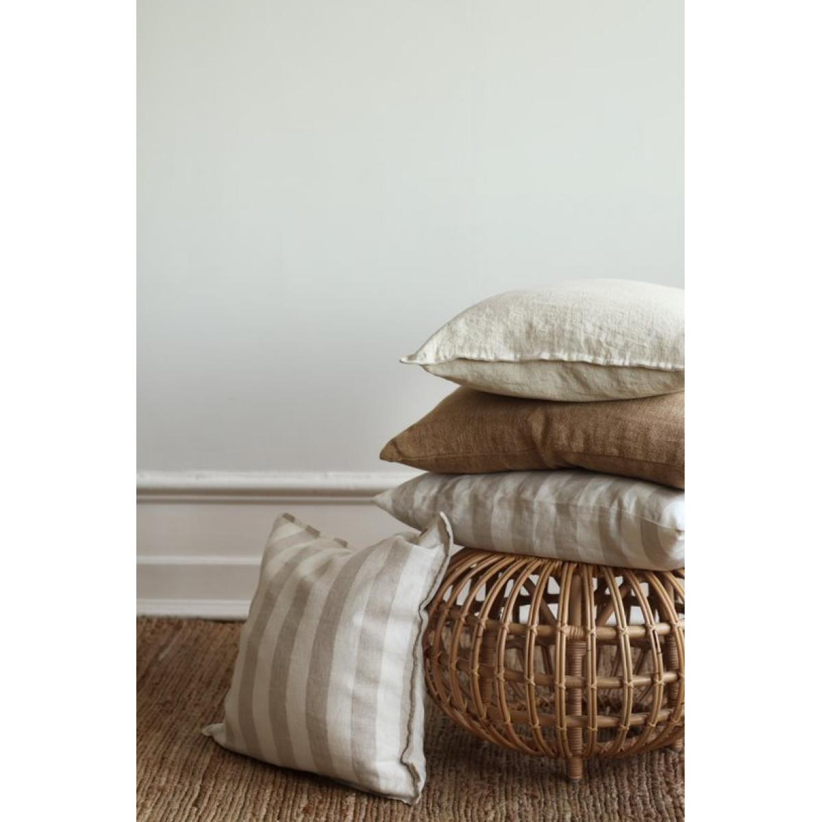 Marion pillowcase linen 50x50 cm Wheat – image 3
