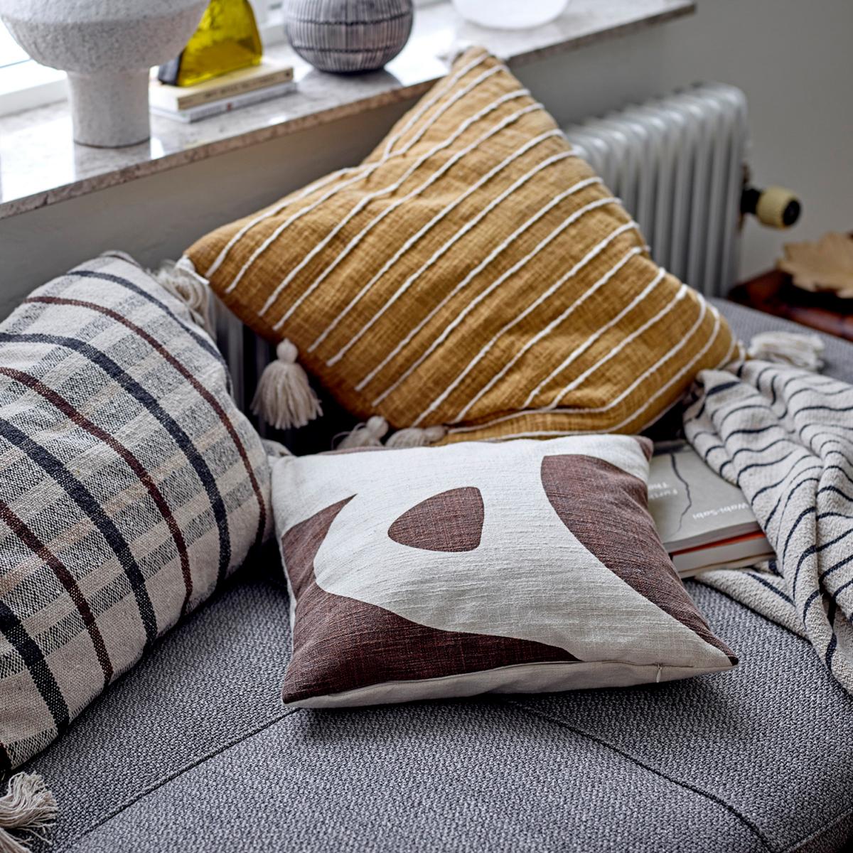 Emely cushion with tassels 55x55 cm yellow – image 3
