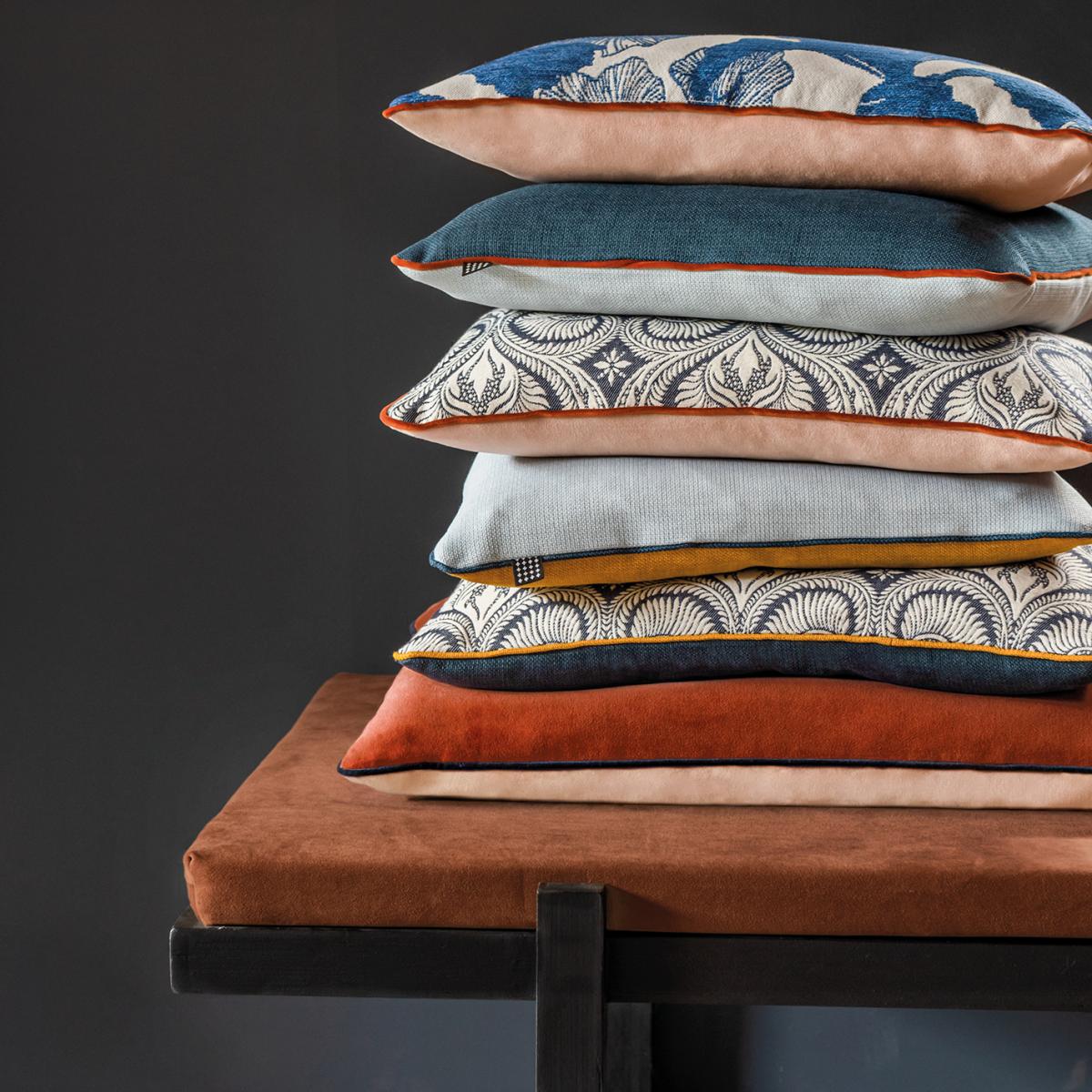 Atelier cushion 30x50 cm cobalt-nude – image 2