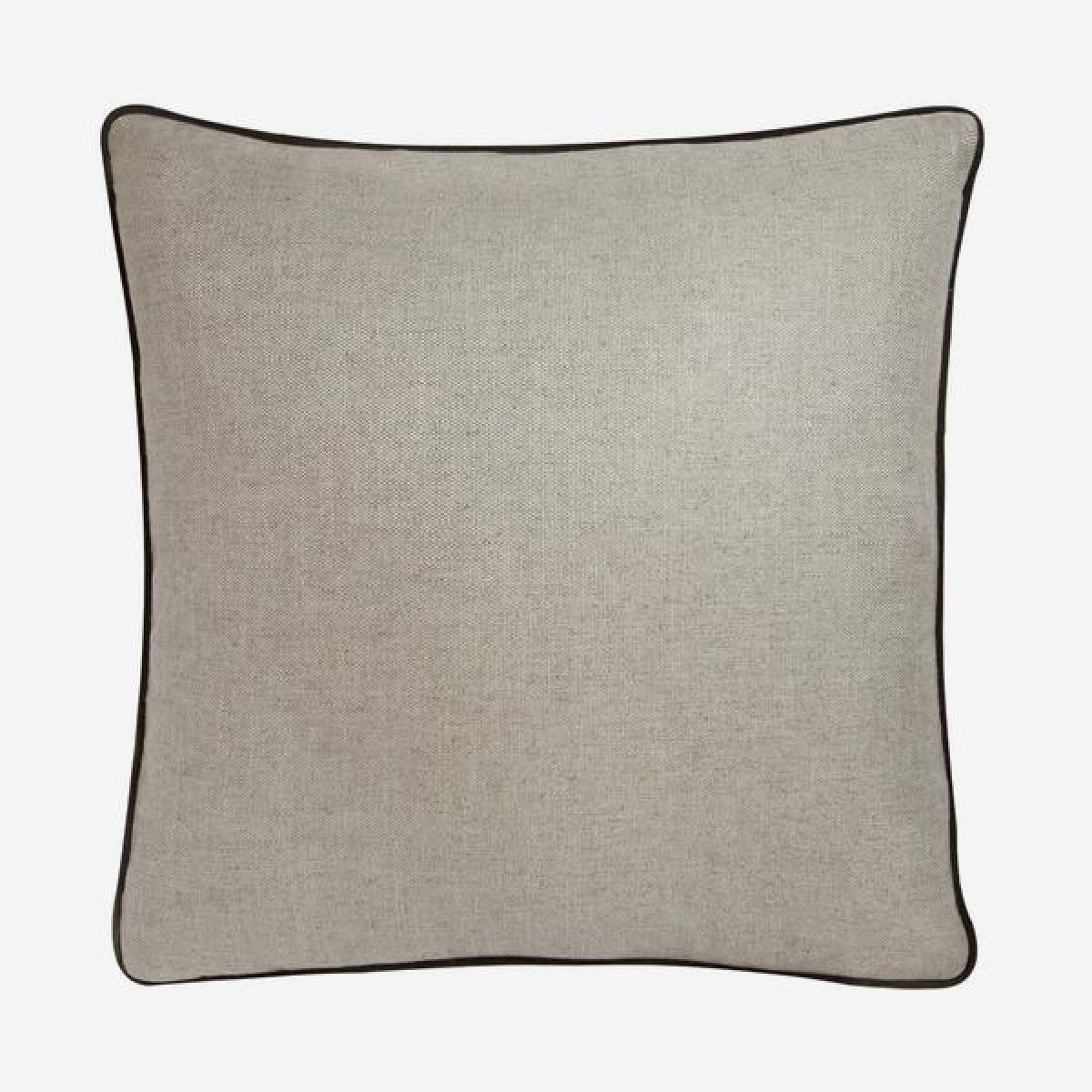 Andrew Martin Ossington Pelham Cushion Linen – image 1
