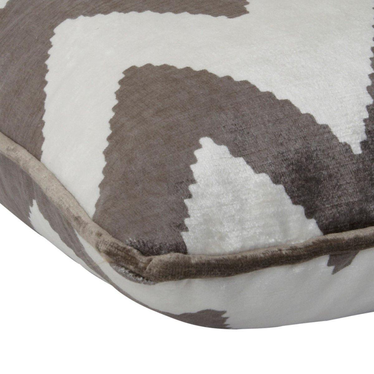 Andrew Martin Fitzroy Cushion Grey – image 3