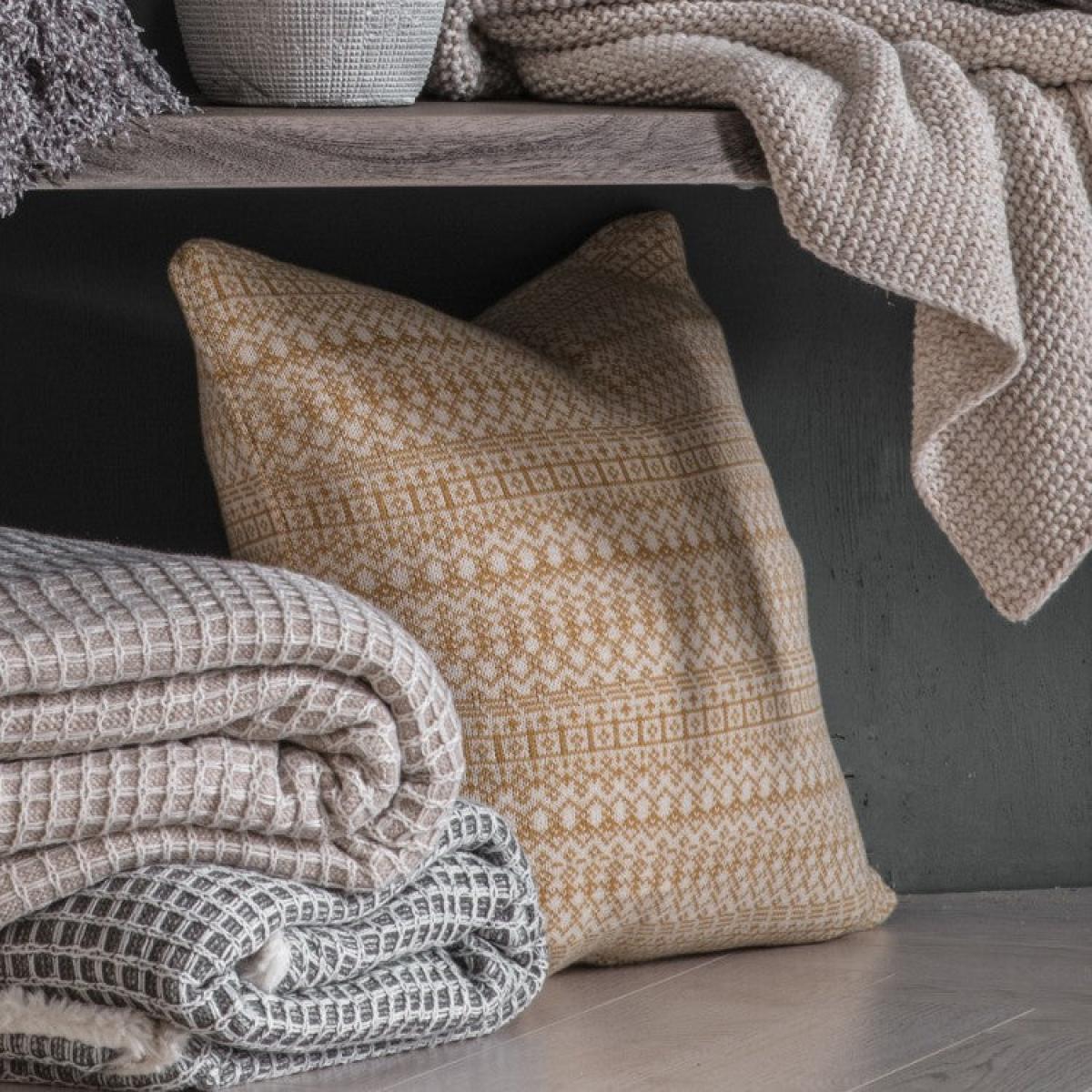 Gallery Direct Knitted Fairisle Cushion / Grey – image 2