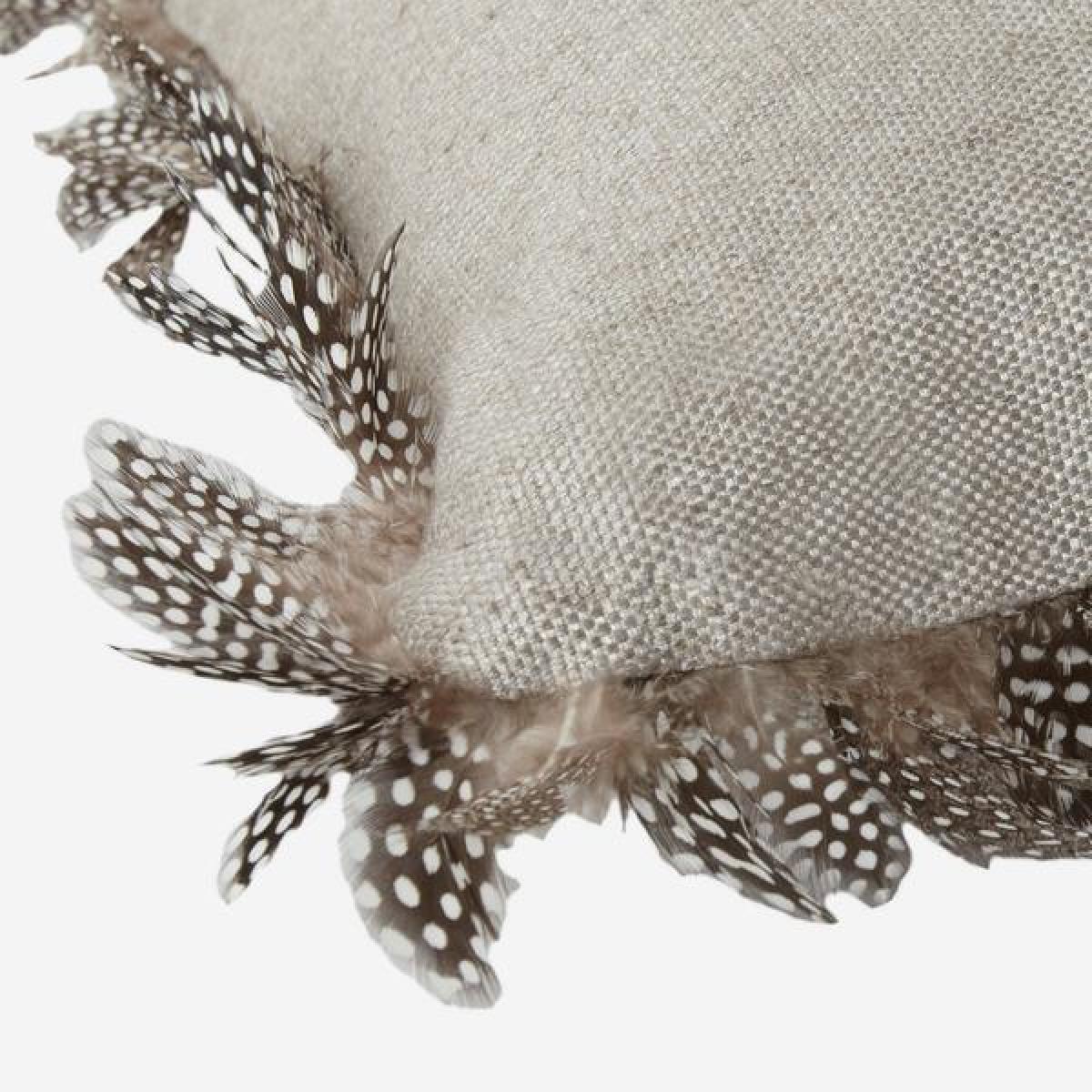 Andrew Martin Ossington Linen / Guinea Cushion – image 2