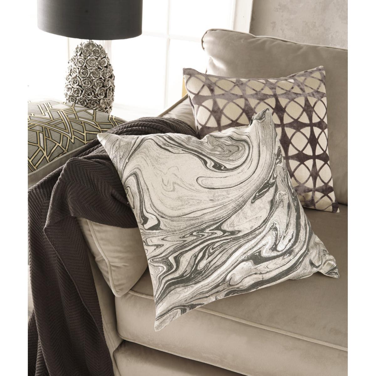 Malini Muscat Cushion – image 2