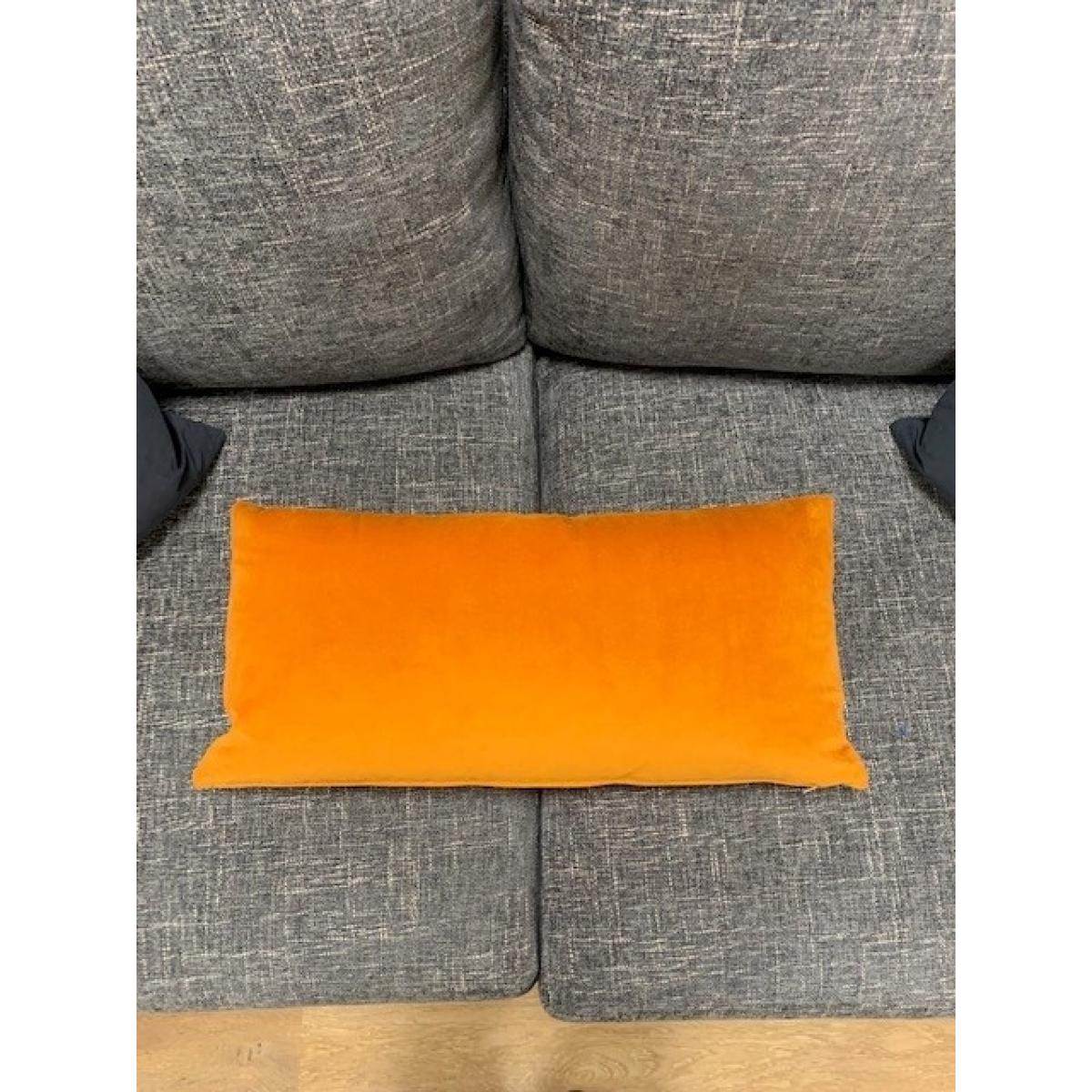 Celebrity Lifestyle Lumbar Cushion - Fabric – image 3