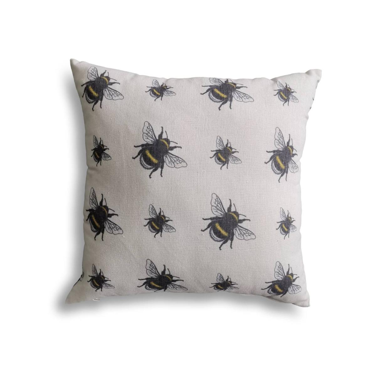 LG Outdoor Bees Scatter Cushion – image 2