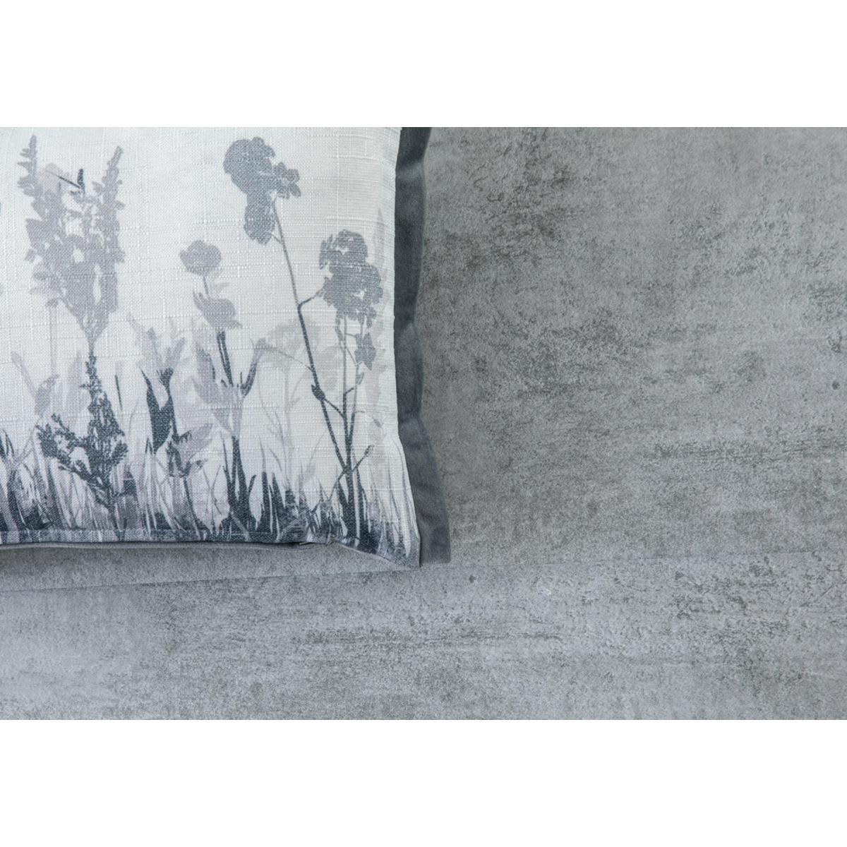 Betony Meadow Scene Cushion – image 4