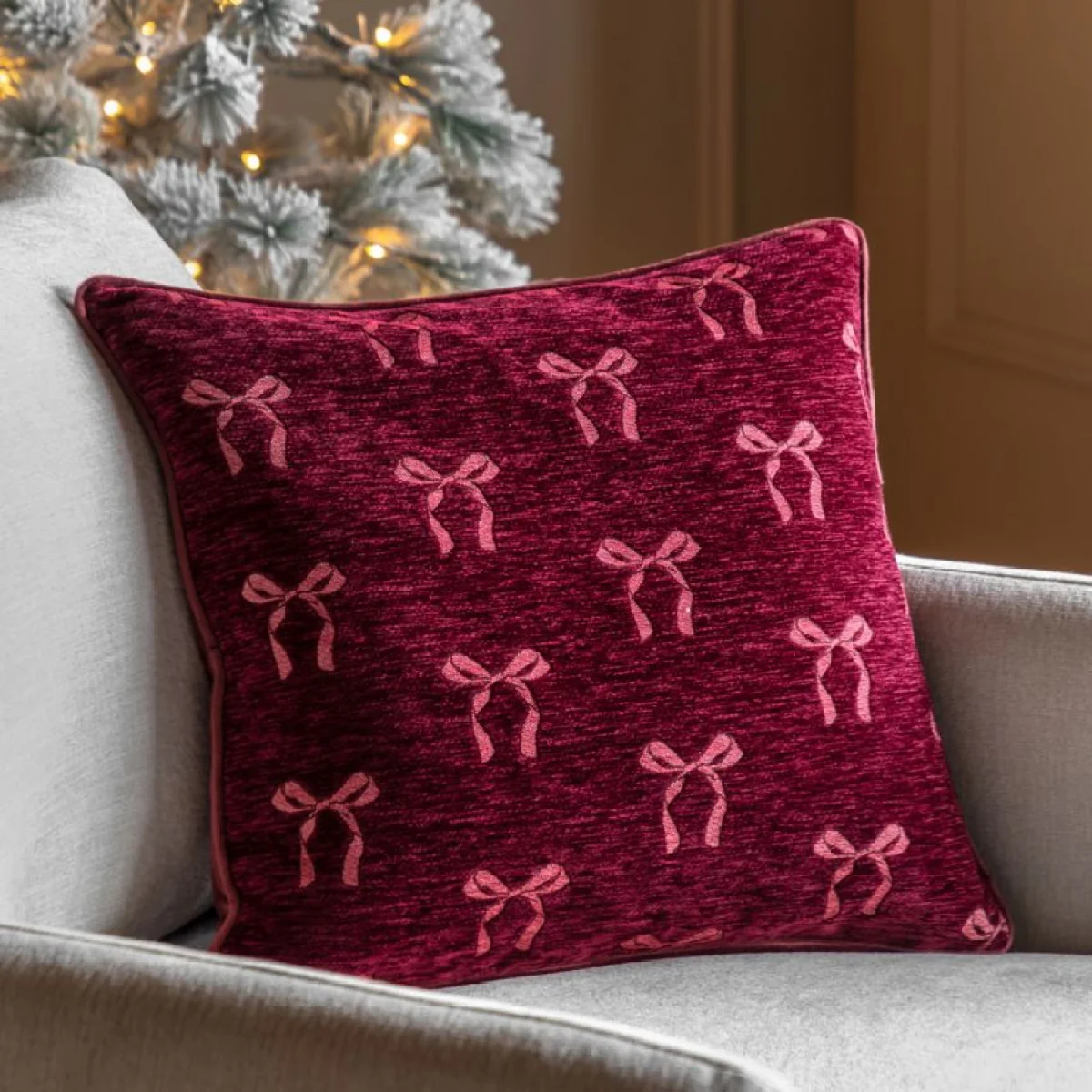 Timeless Tidings Chenille Bow Cushion – image 2