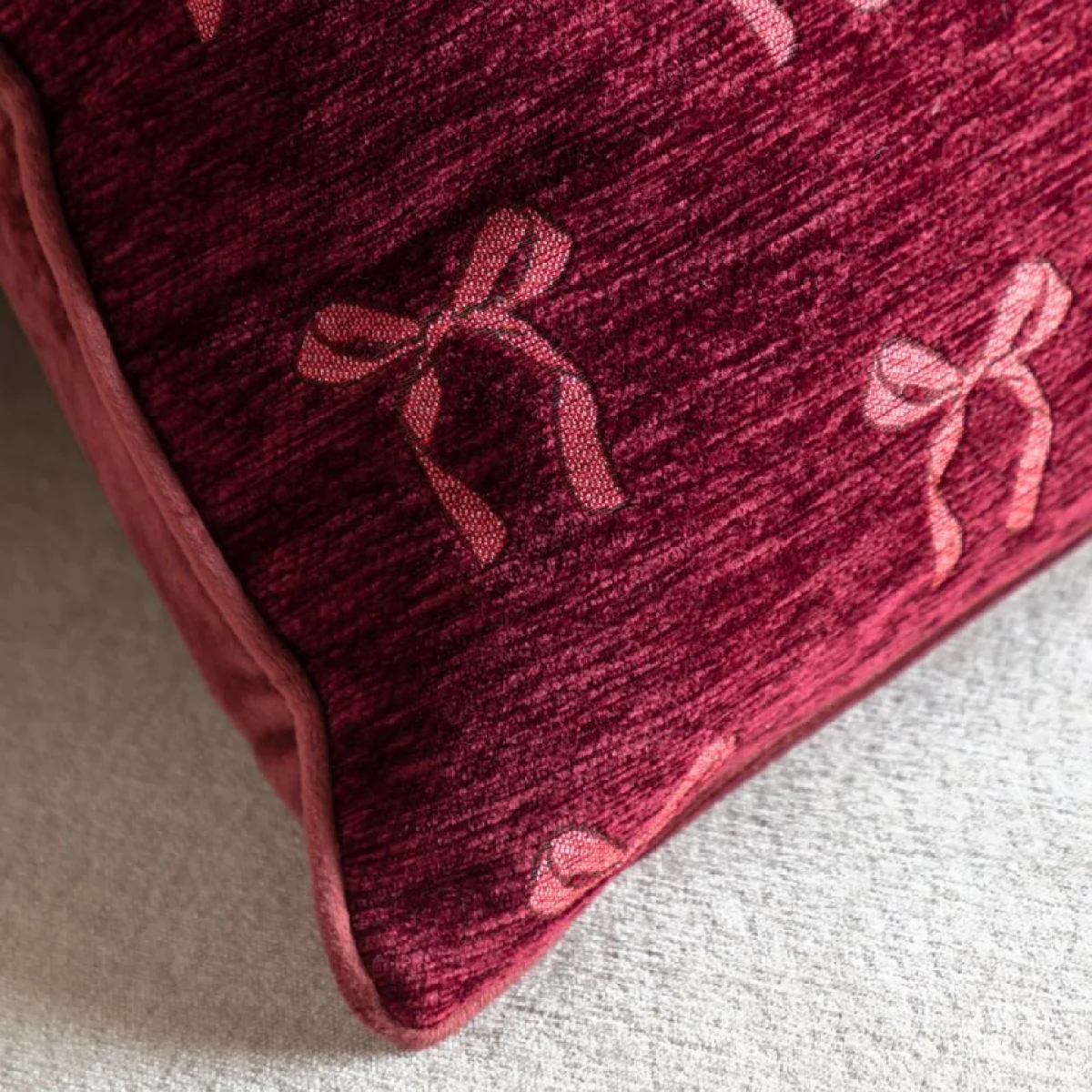 Timeless Tidings Chenille Bow Cushion – image 7