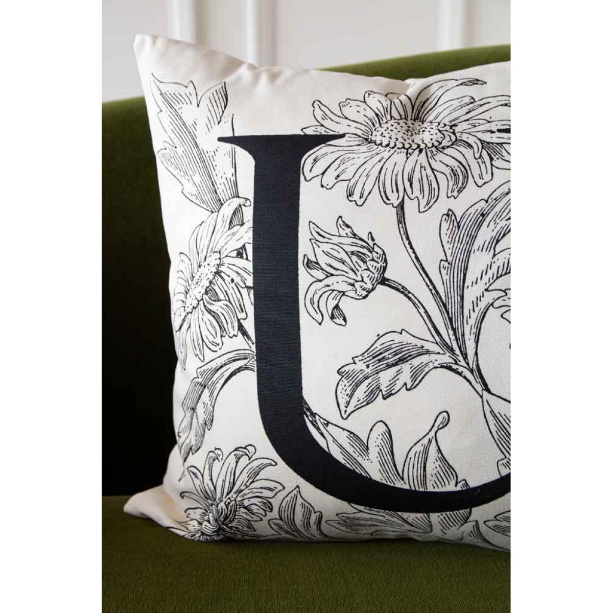 Monochrome Illustration U Cushion – image 13